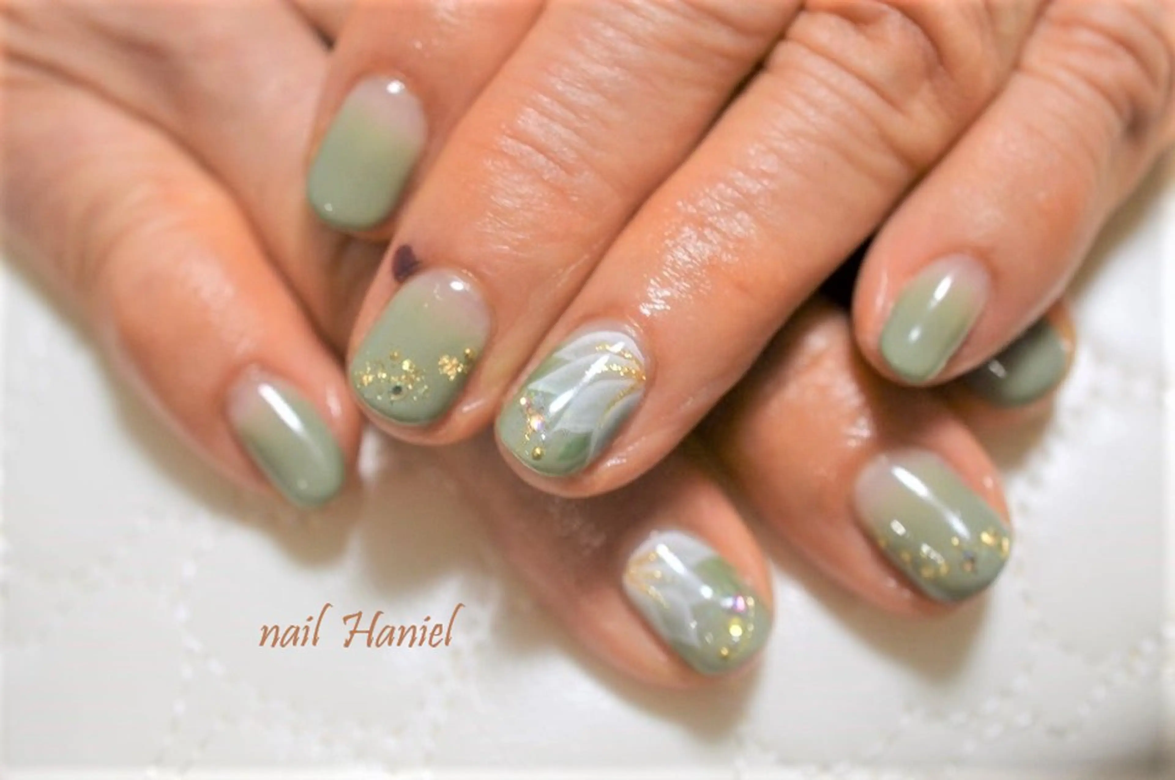 ネイル ジェルネイル オフィスネイル パラジェル 冬ネイル クリスマス ハンドネイル nail Haniel所属・半蔵門サロンハニエル 魅神 ちよのネイルデザイン