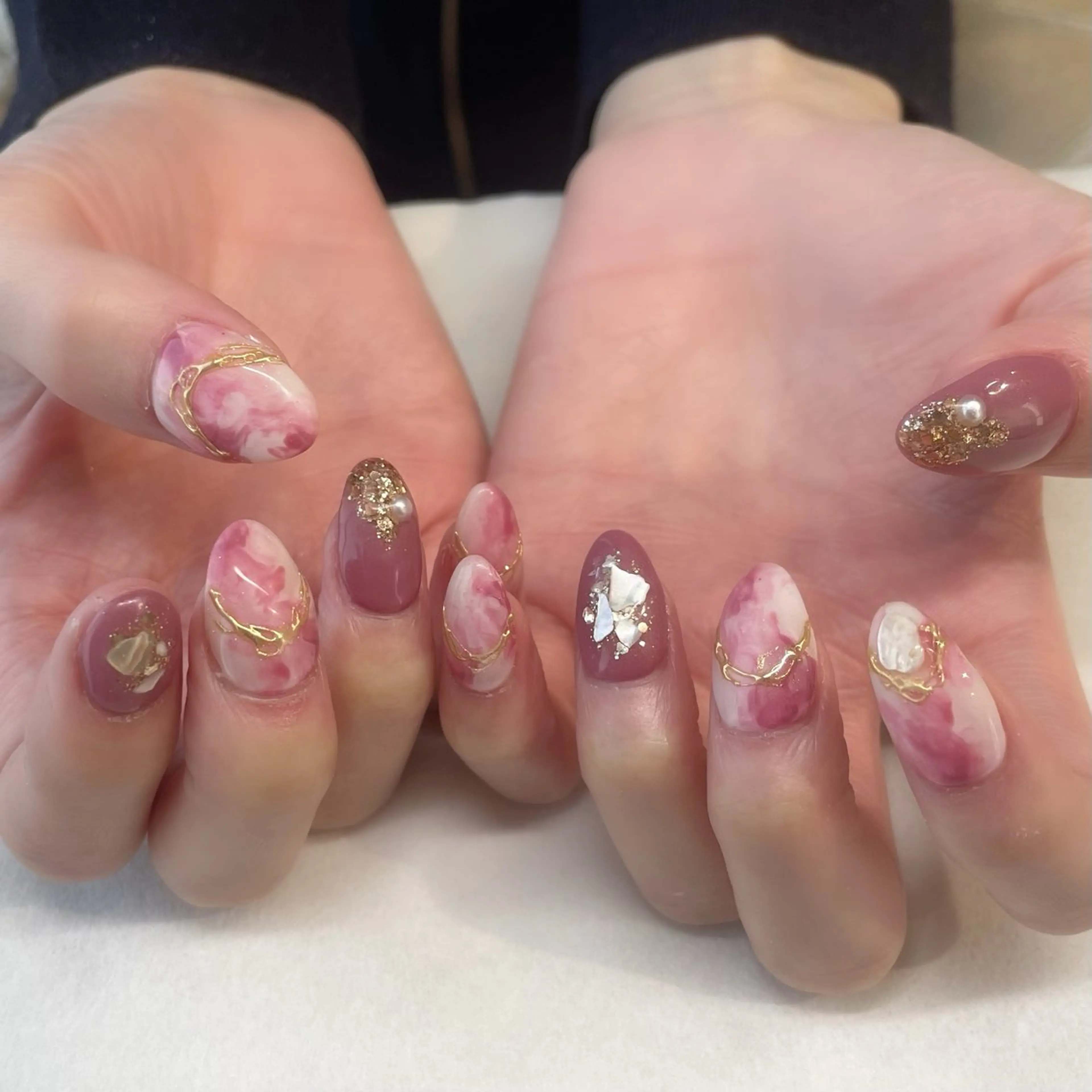 ネイル ハンドネイル 💎🐰 saki. m 🐰💎のネイルデザイン