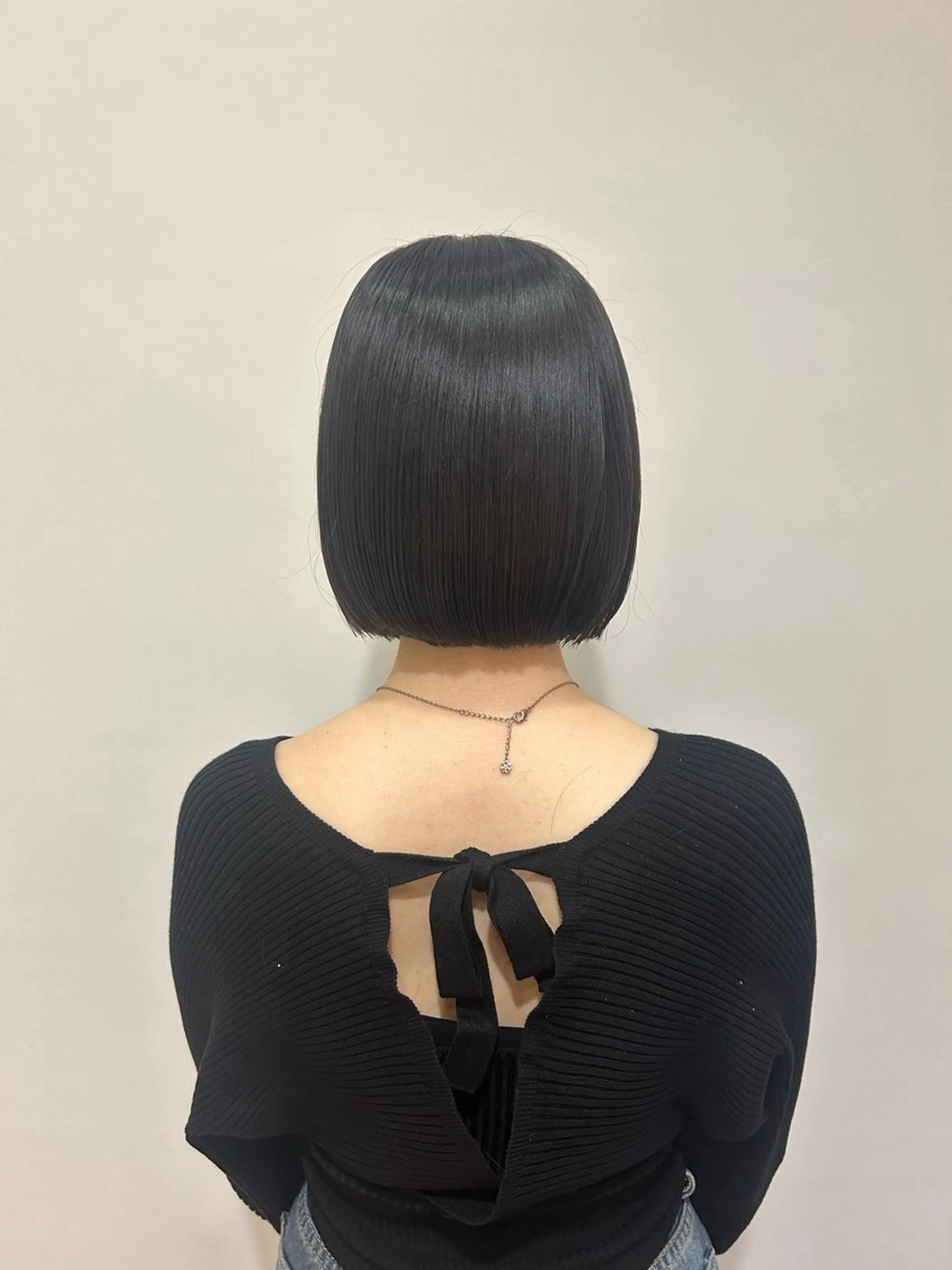 ショート ボブ カット CLEO hair fika所属・山本 夏樹のヘアスタイル
