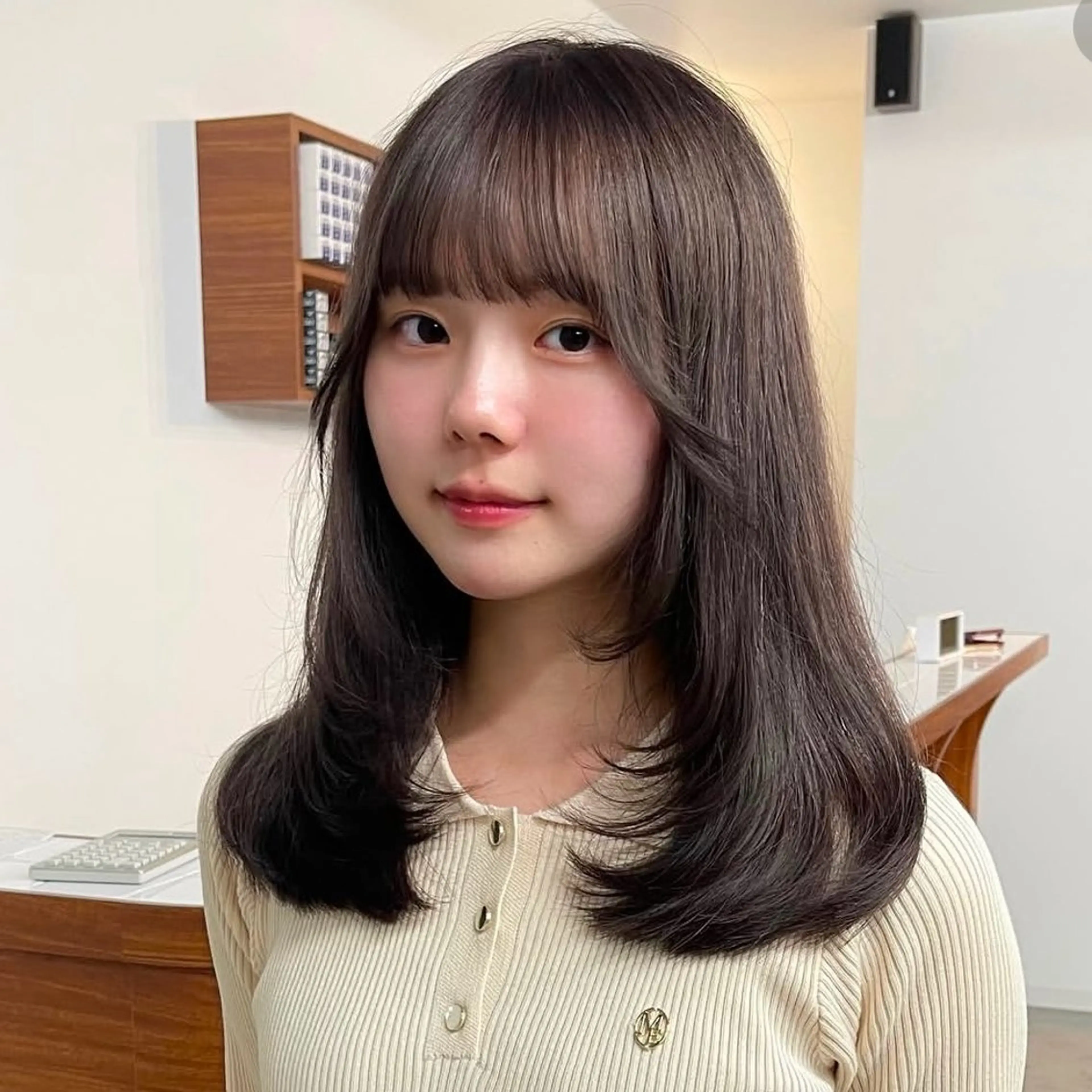 セミロング カラー カット ヘアカラー トリートメント ブリーチ/ハイトーン ダブルカラー/川上のヘアスタイル