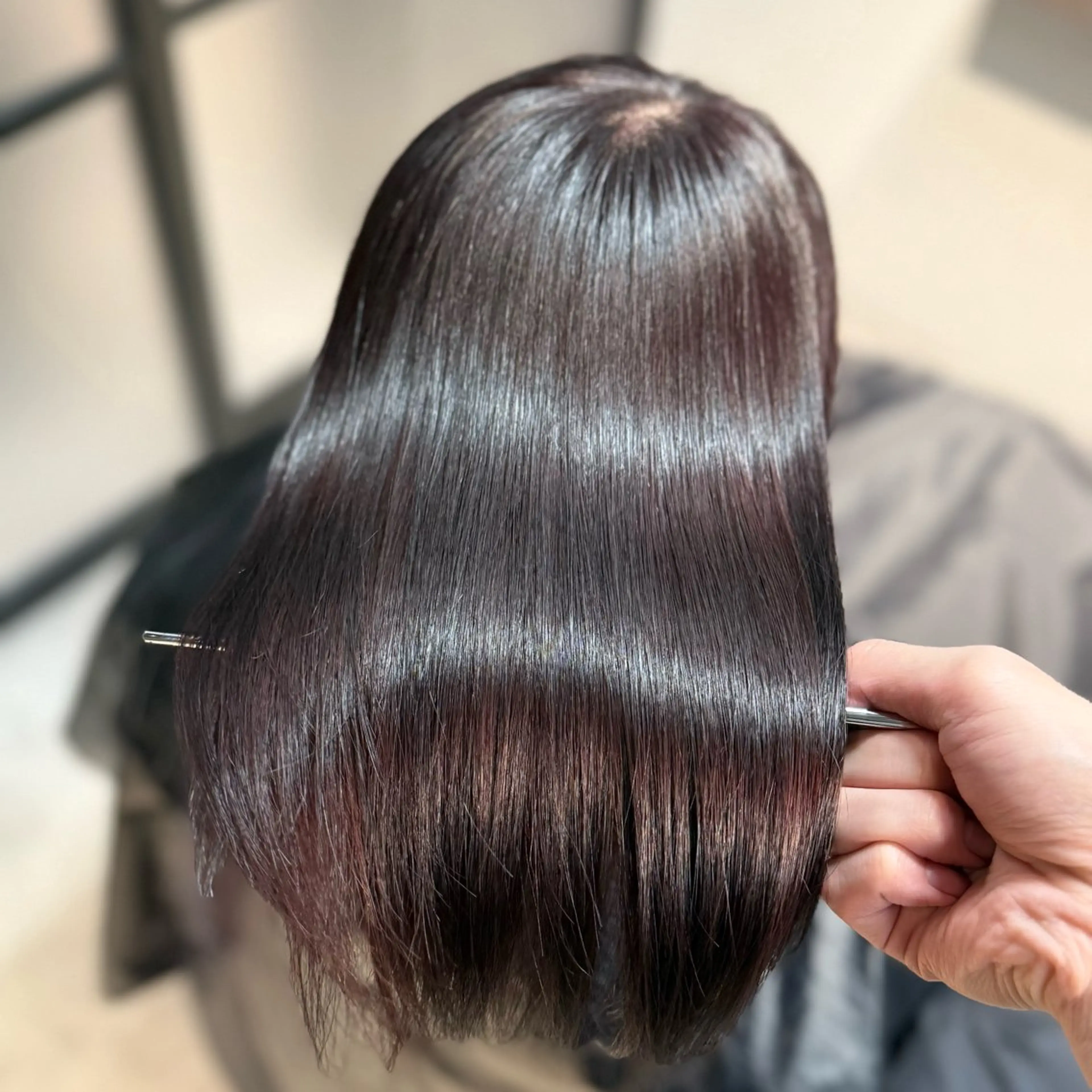 ロング カラー 黒髪 透明感カラー グレージュ オリーブカラー 髪質改善 ヘアカラー トリートメント ケアブリーチ Ⅰ 髪質改善カラーのヘアスタイル