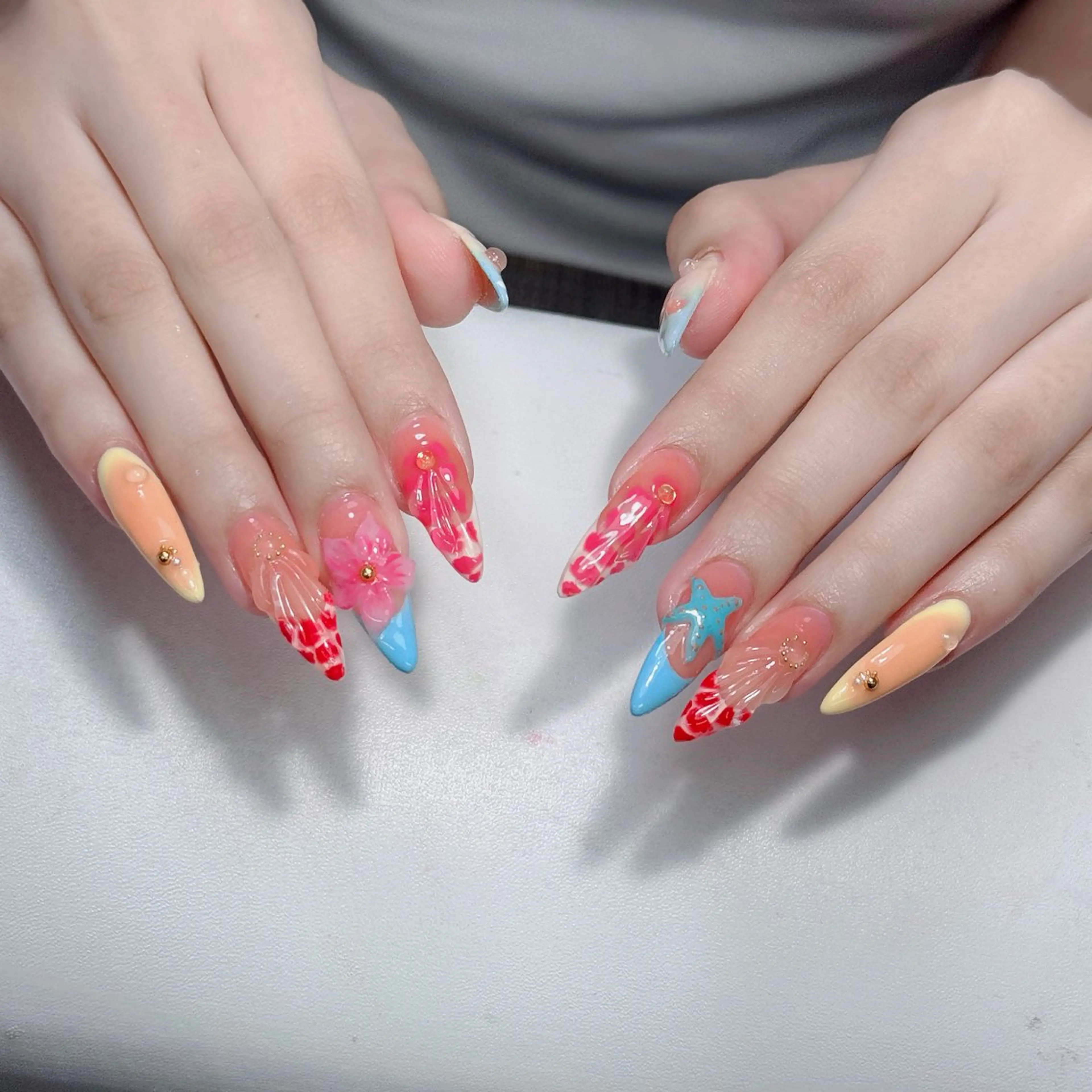 ネイル ジェルネイル 韓国ネイル マグネットネイル ネイルチップ 冬ネイル ハンドネイル Lenie Nailのネイルデザイン