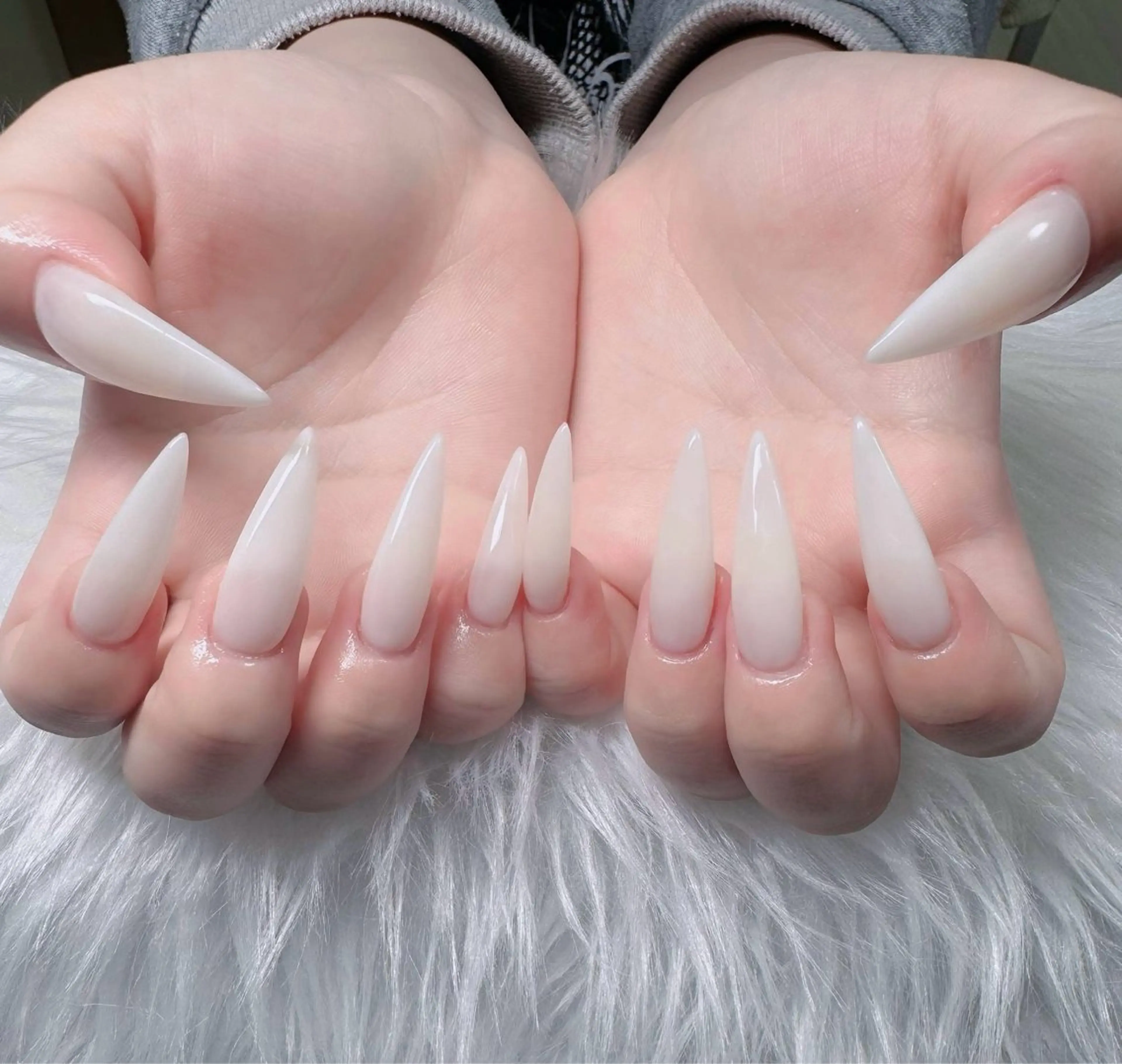 ネイル オーロラネイル フレンチネイル ジェルネイル ハロウィン 韓国ネイル ハンドネイル neco H.babynailのネイルデザイン