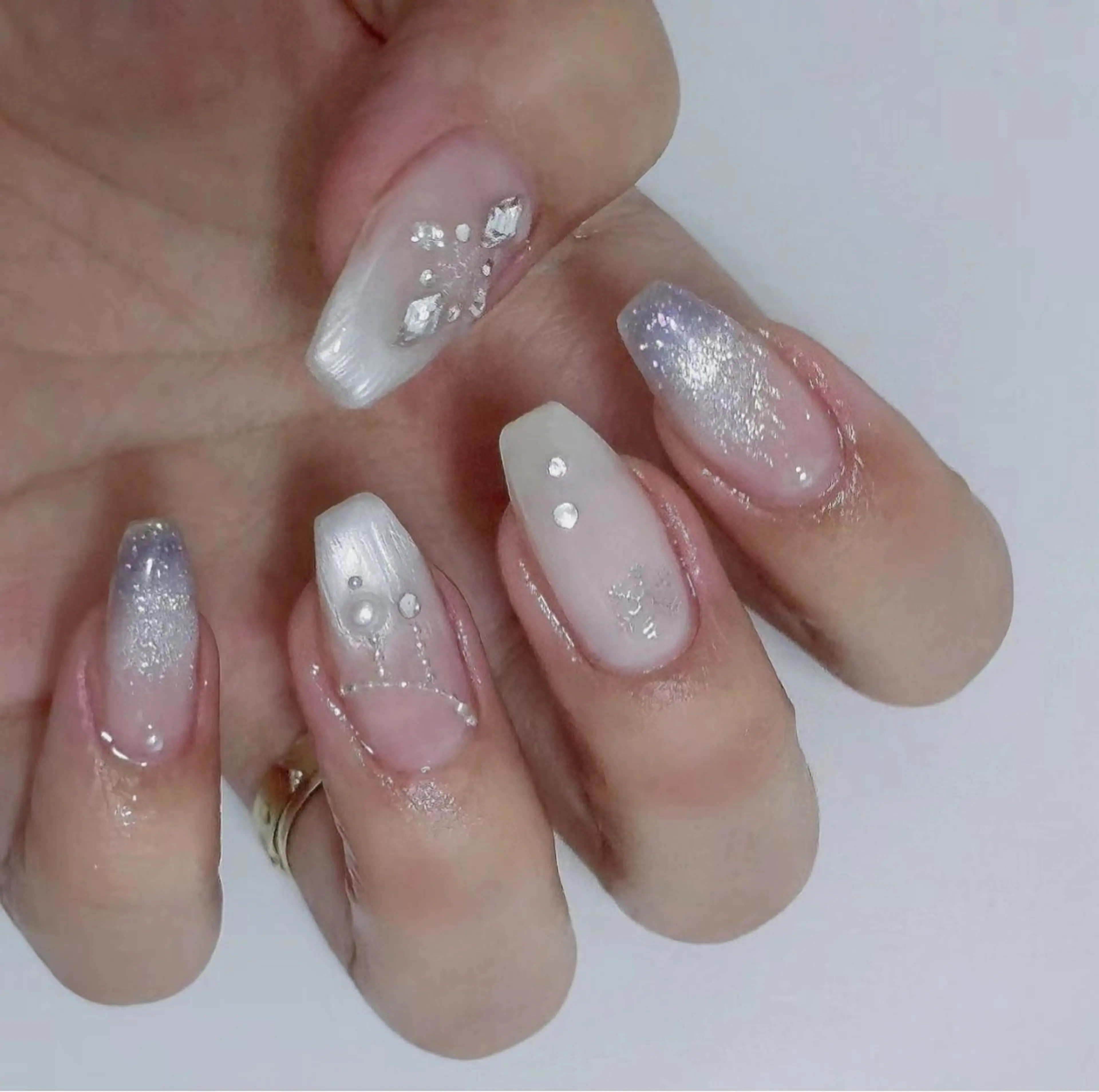 ネイル ハンドネイル H&B 楊のネイルデザイン