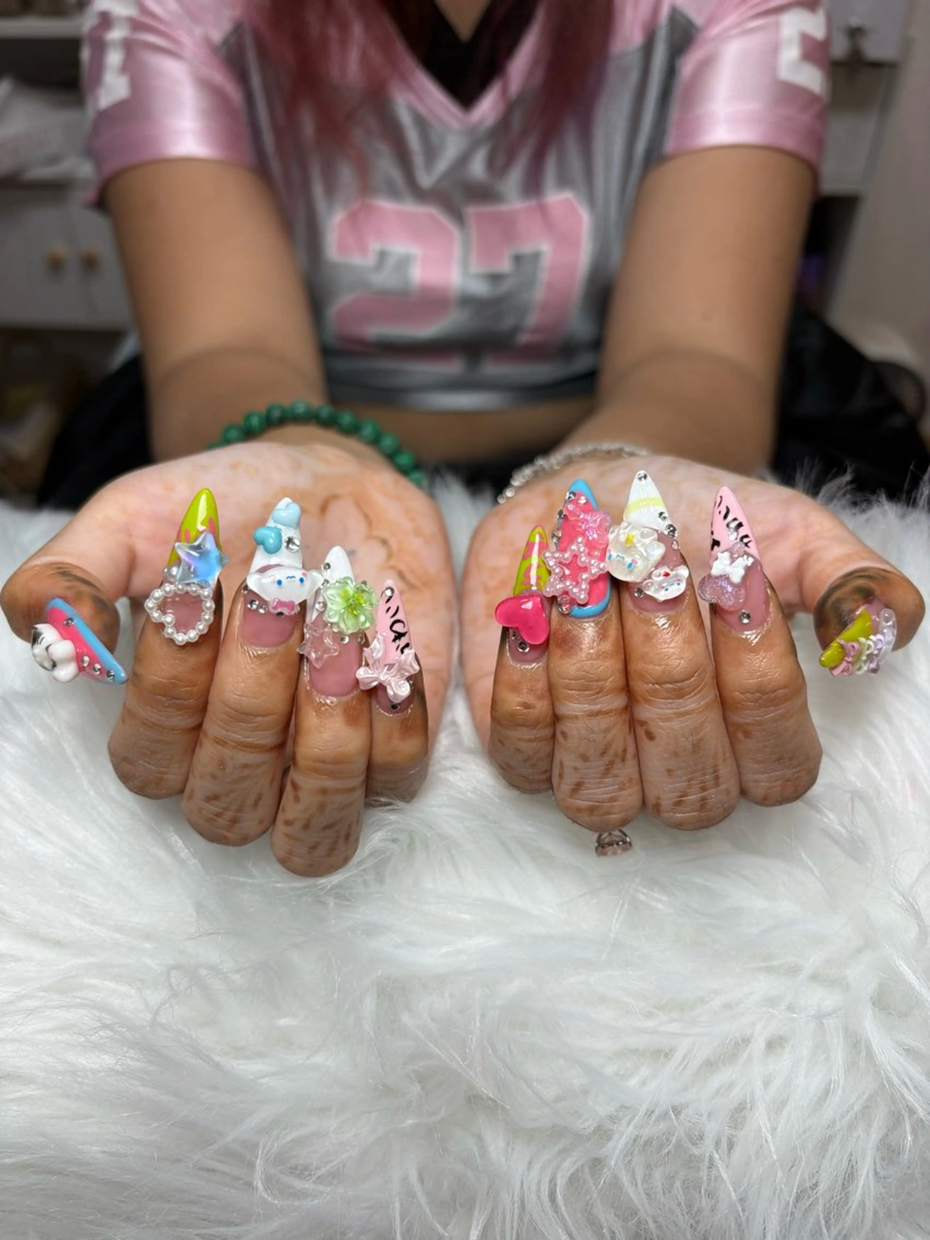 ネイル アートネイル 長さ出し ジェルネイル マグネットネイル ニュアンスネイル なな_ CloudyChanのネイルデザイン