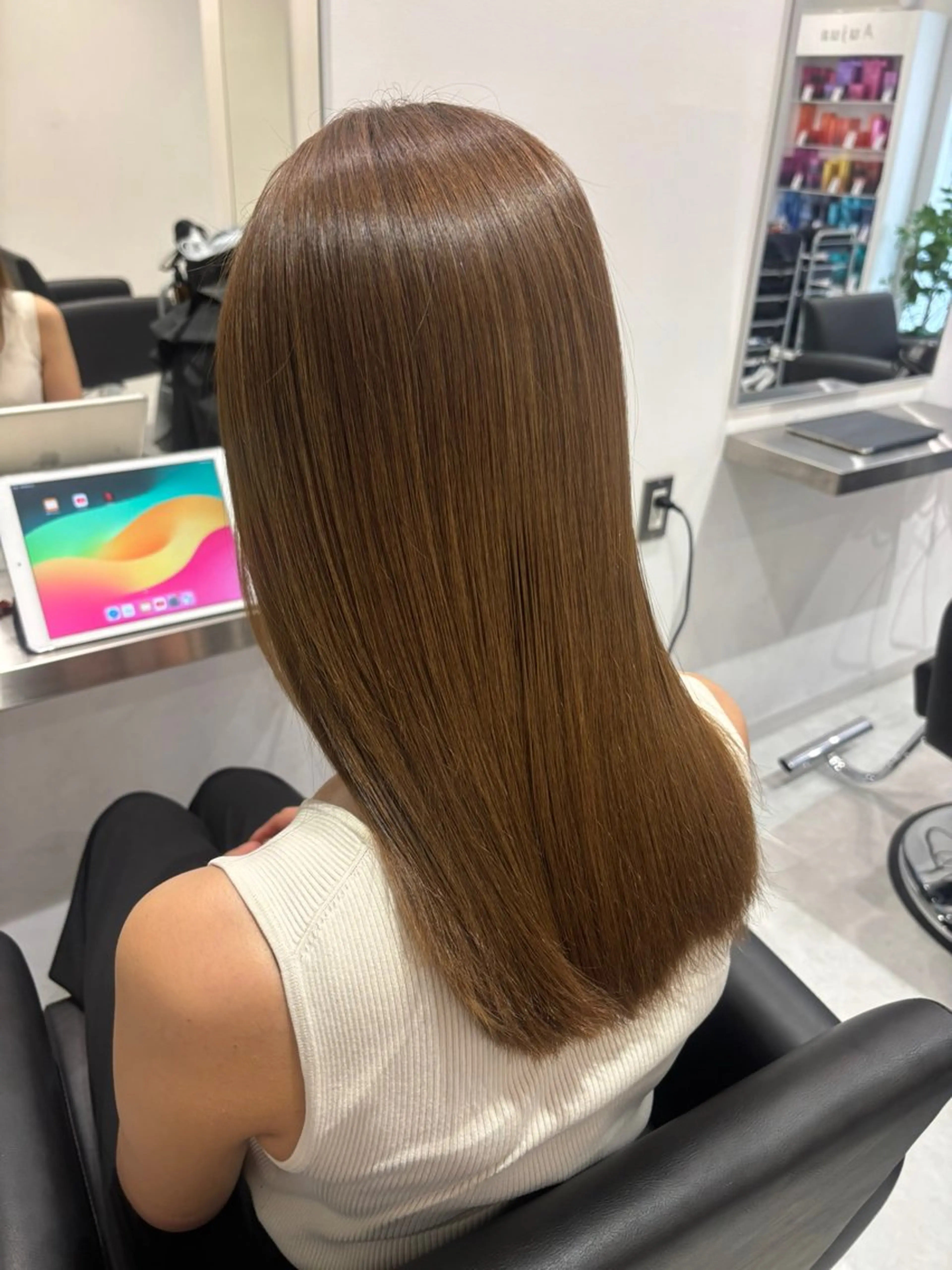 ロング カラー ベージュカラー ブリーチ ブラウンカラー ケアブリーチ カシス ヘアカラー トリートメント 艶感×抜け感hair /ReLit 正源のヘアスタイル