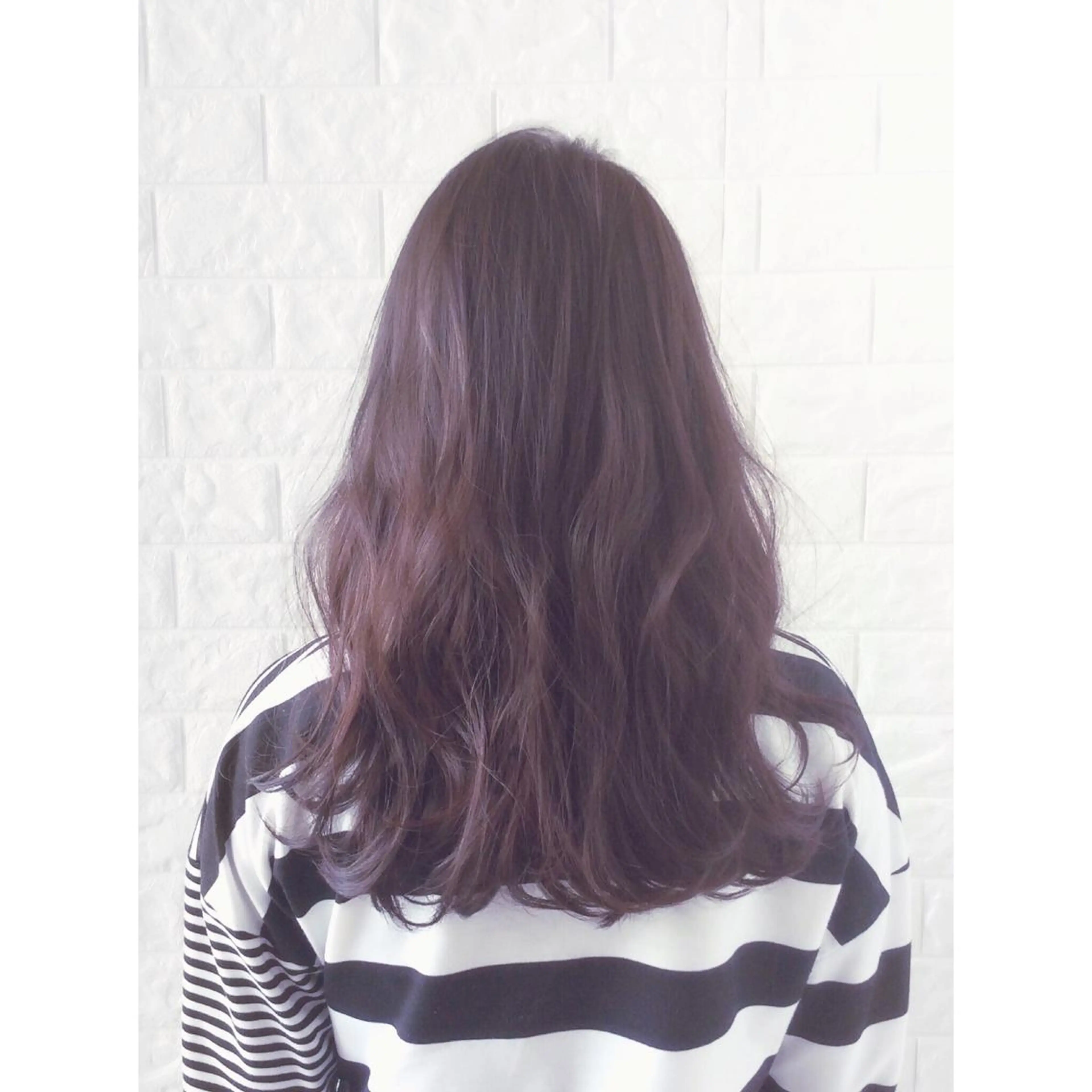 セミロング カラー イルミナカラー カット ヘアカラー パーマ トリートメント ヘッドスパ KIZU 髪質改善 オカルト怪談のヘアスタイル