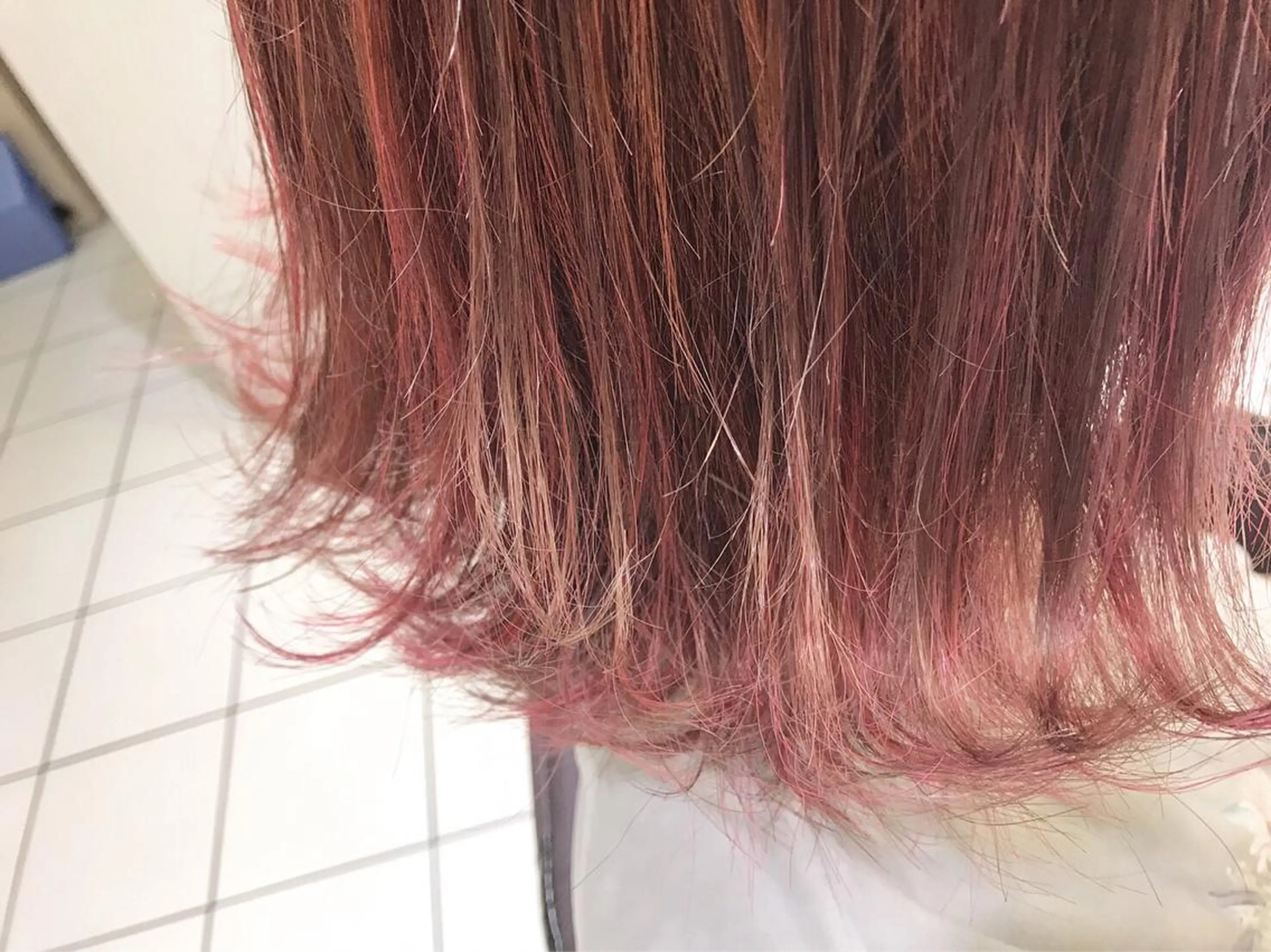 ショート カラー ヘアアレンジ ブリーチ ハイライトカラー ピンクカラー ハイライト ヘアカラー トリートメント 遠藤 拓馬のヘアスタイル