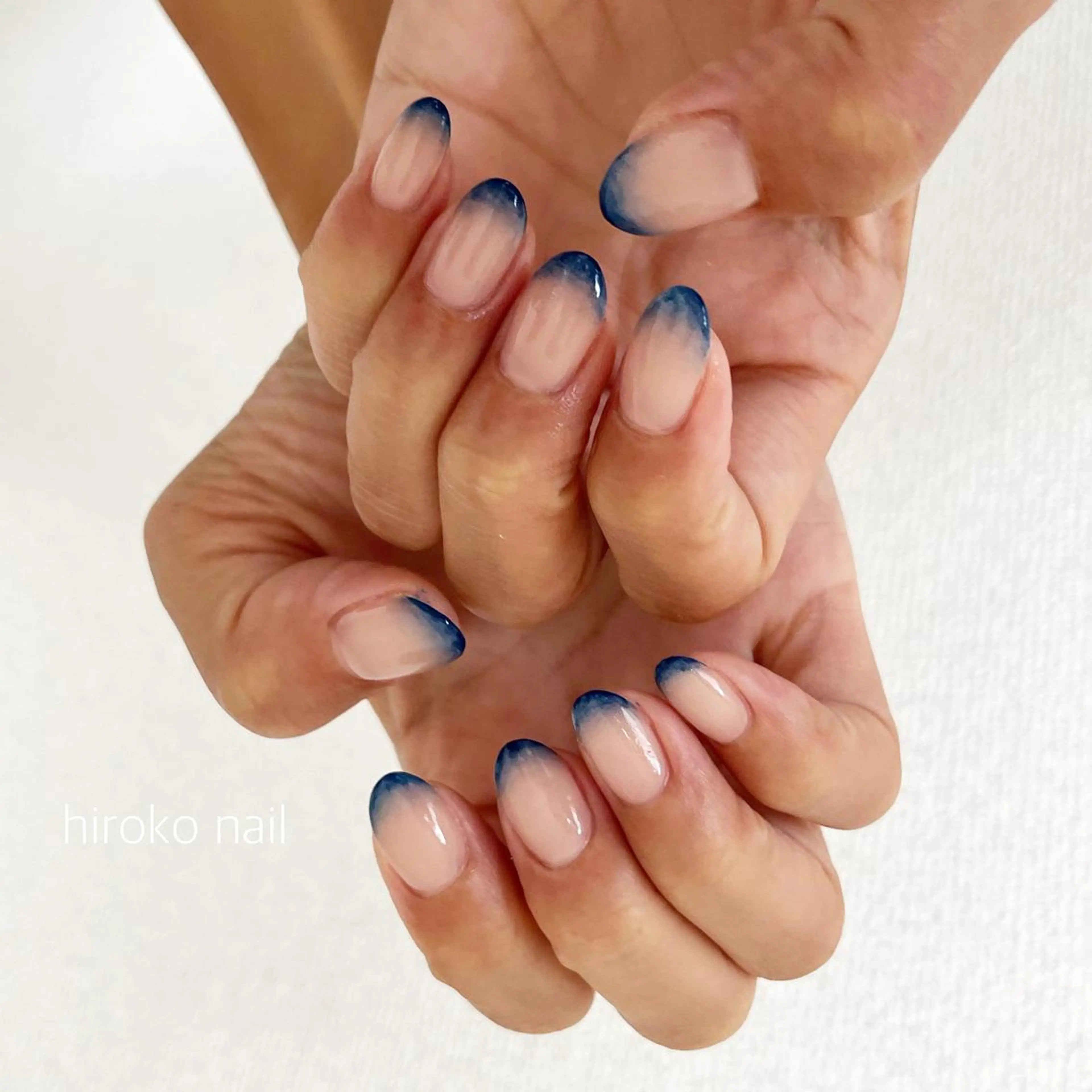 ミディアム ネイル ハンドネイル hiroko nailのネイルデザイン
