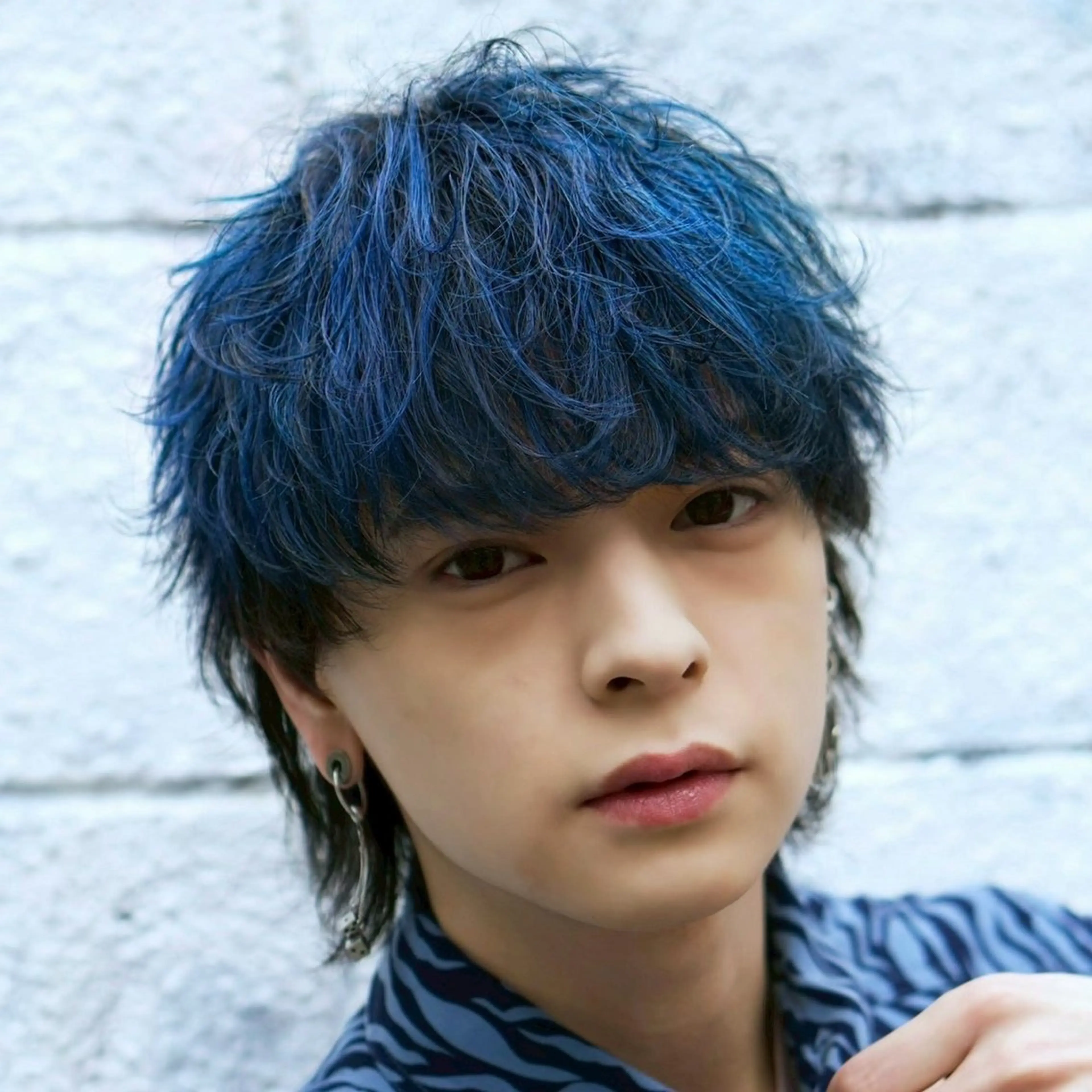 カラー メンズ RIKU/ニュアンス ／波巻き/ハイライトのヘアスタイル