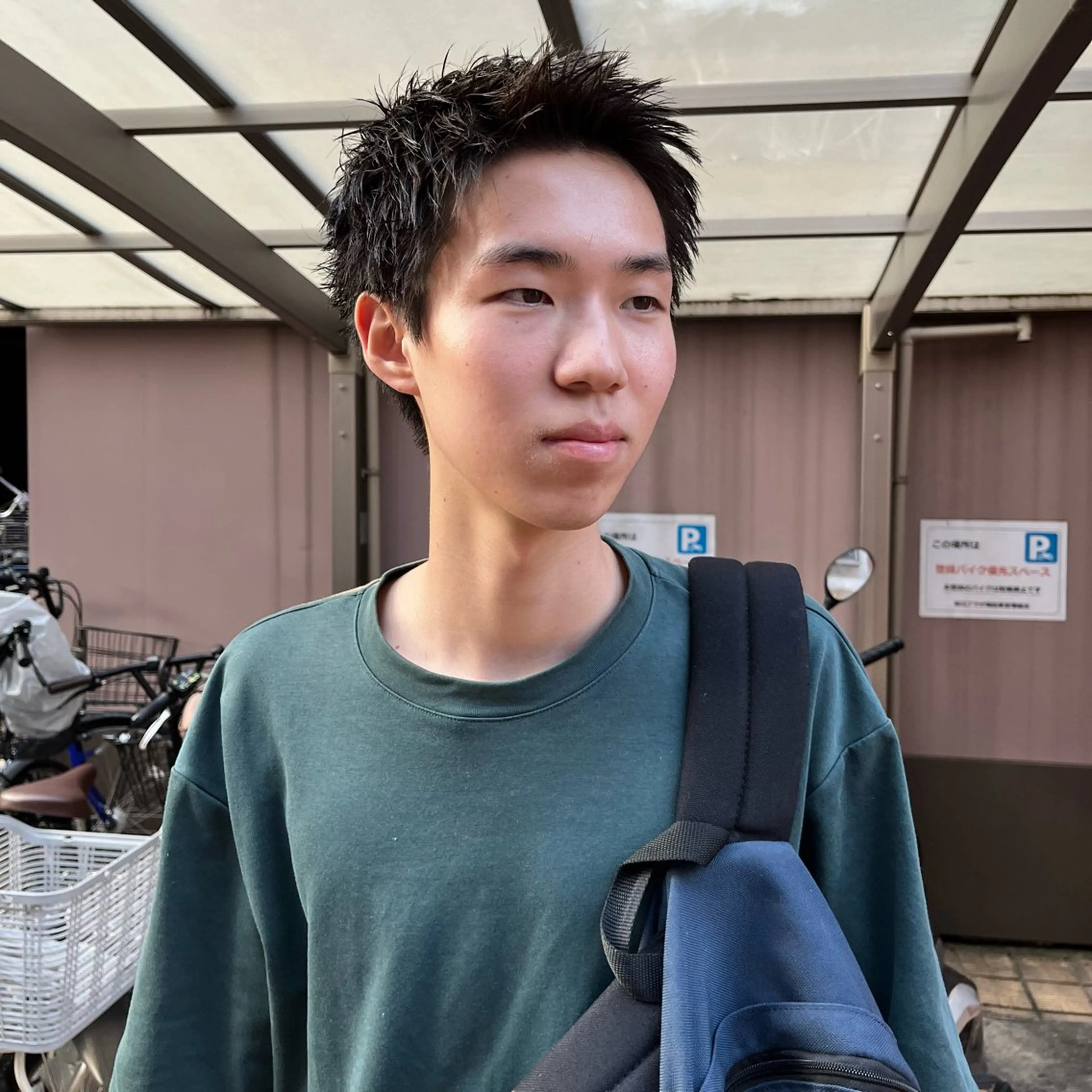 ショート メンズ スパイキーショート 刈り上げ ショートヘア カット メンズ特化 河内翔吾のヘアスタイル