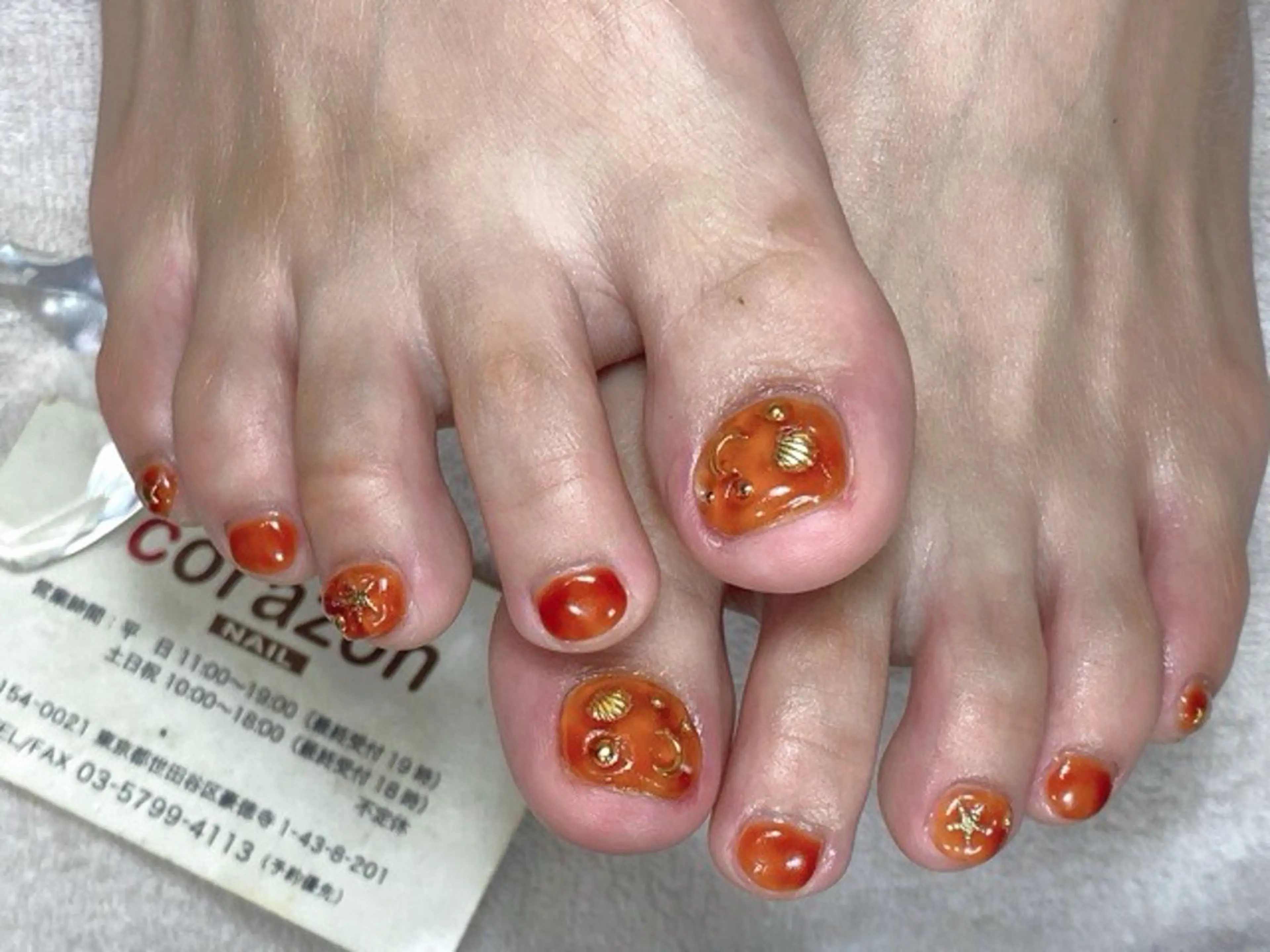 ネイル フットネイル オレンジ corazon所属・ネイリスト aicoのネイルデザイン