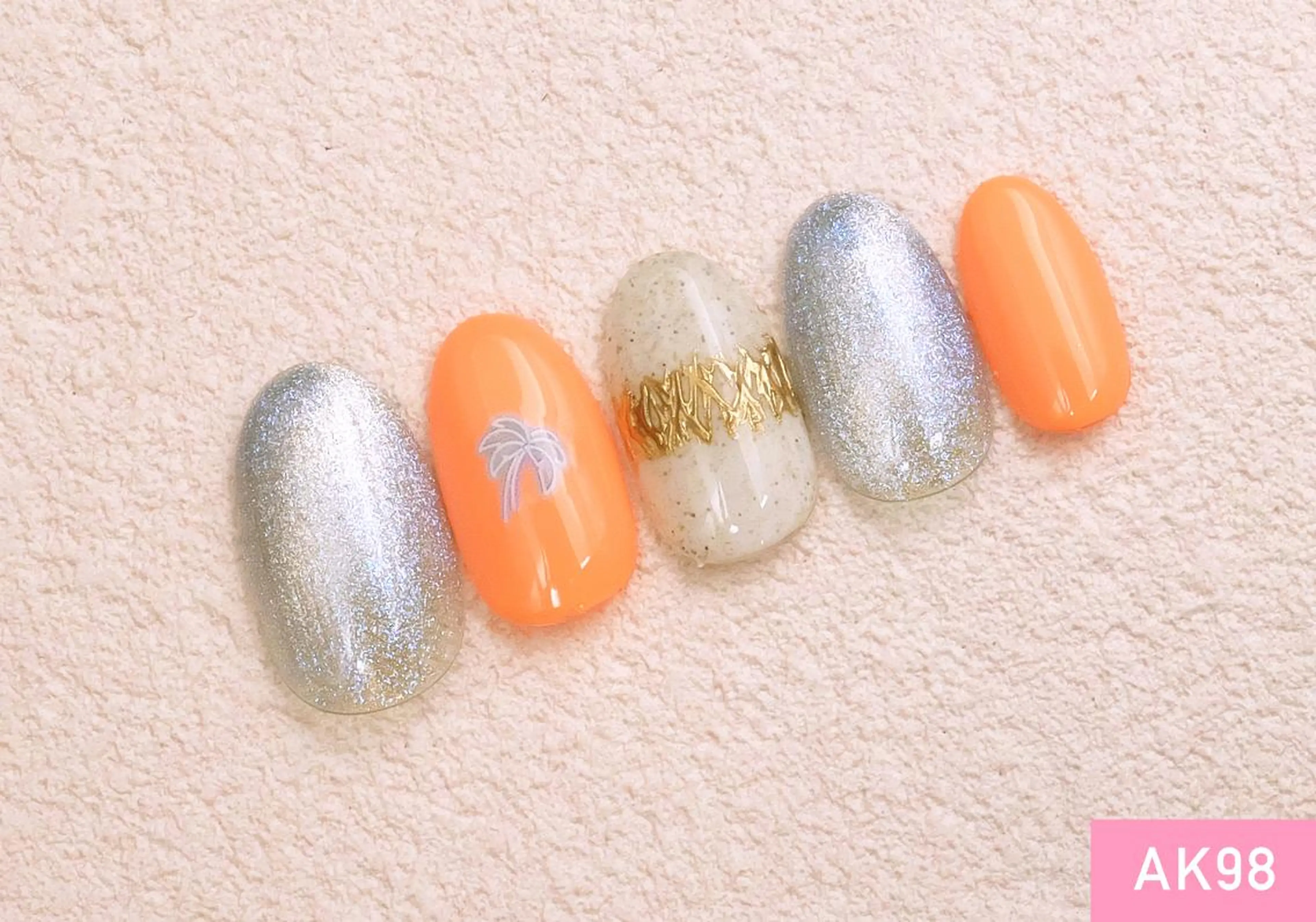 ネイル シルバー 新橋Nail ⭐️のネイルデザイン