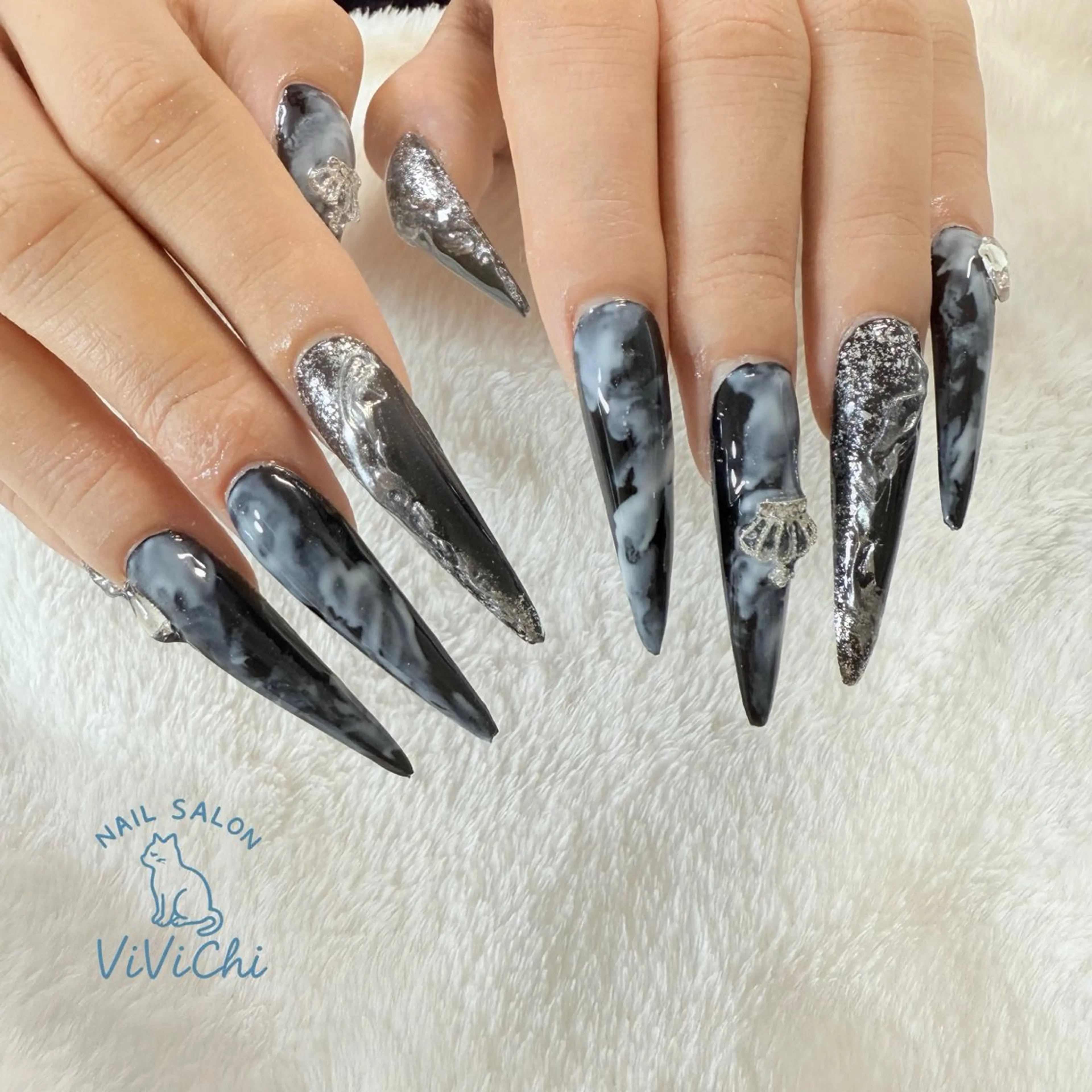 ネイル ハンドネイル NAILSALON ViViChi所属・ViViChi 梨帆のネイルデザイン
