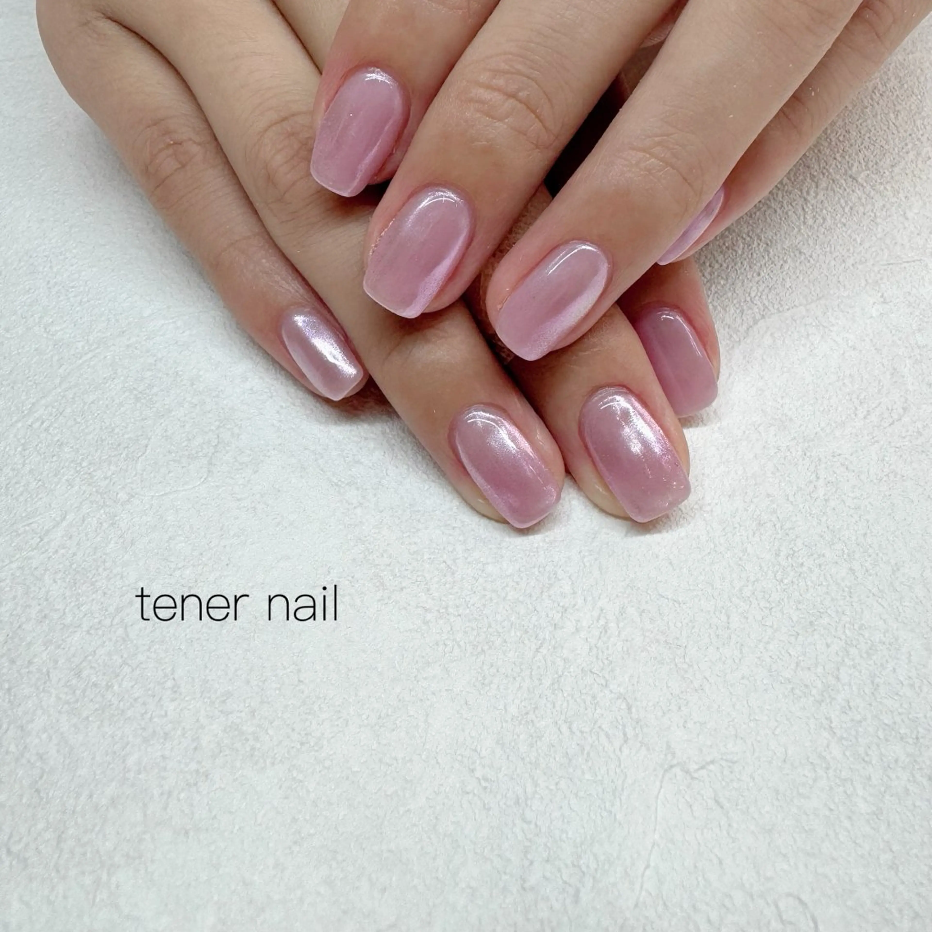 ネイル オーロラネイル ピンク ホワイト ハンドネイル tener  nail  テネルネイル所属・テネルネイル tener nailのネイルデザイン