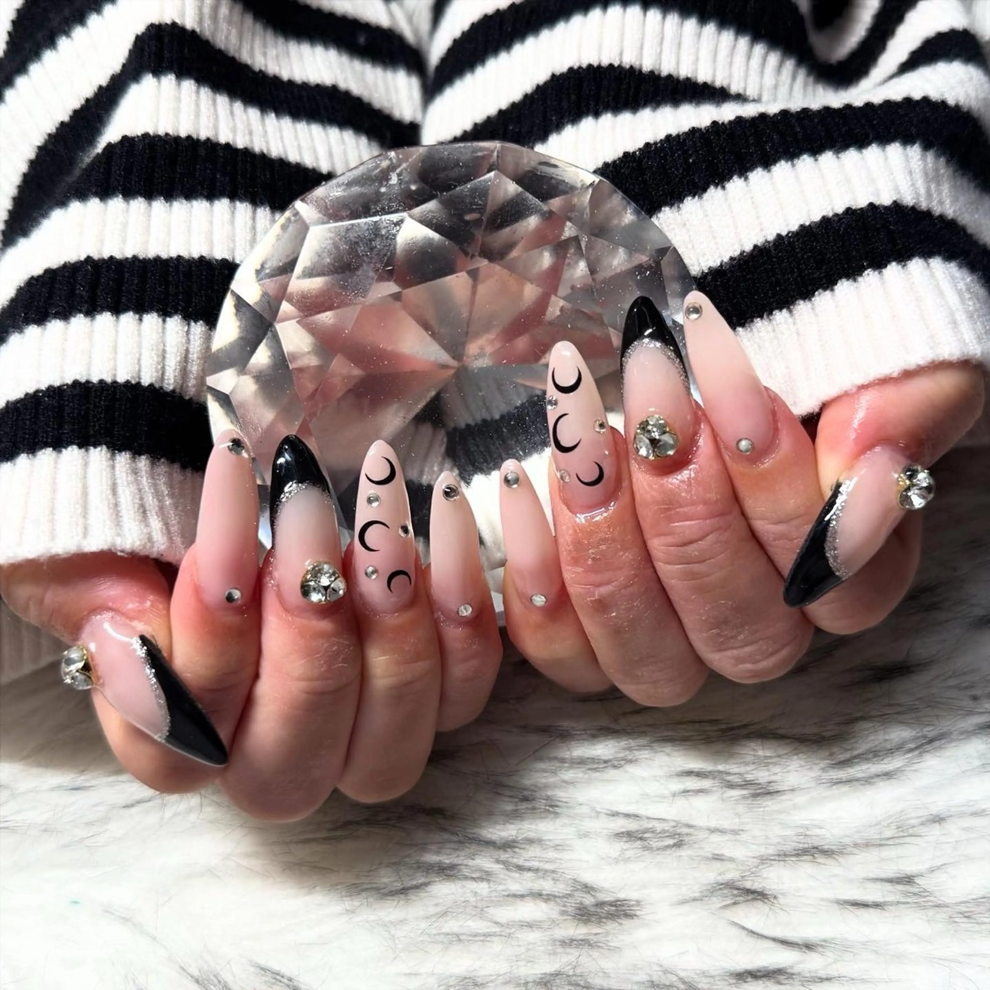 ロング ハンドネイル mao .のネイルデザイン