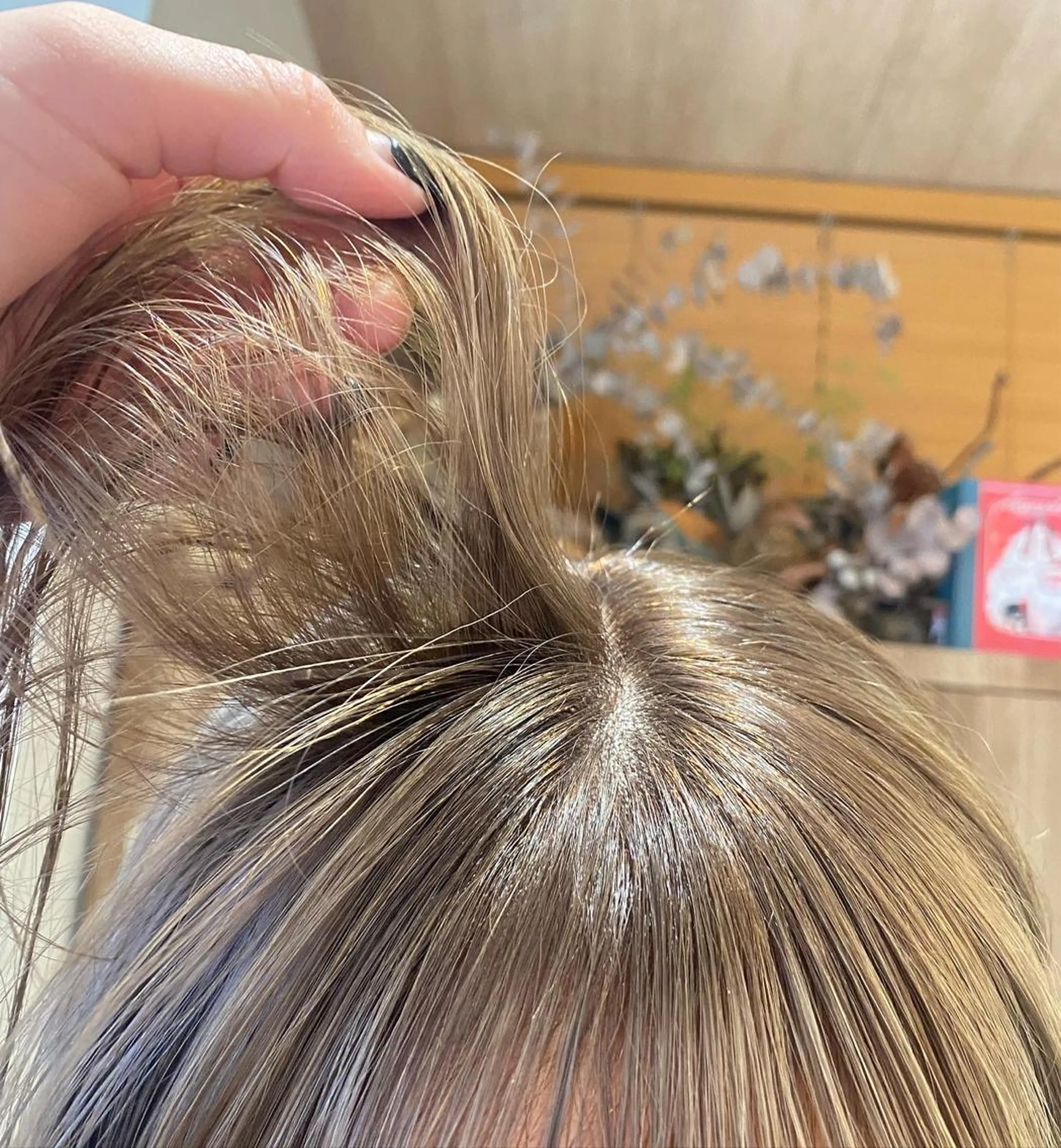 ショート カラー ベージュカラー ブリーチ ヘアカラー トリートメント ヘッドスパ パーマ指名No1 /namiのヘアスタイル