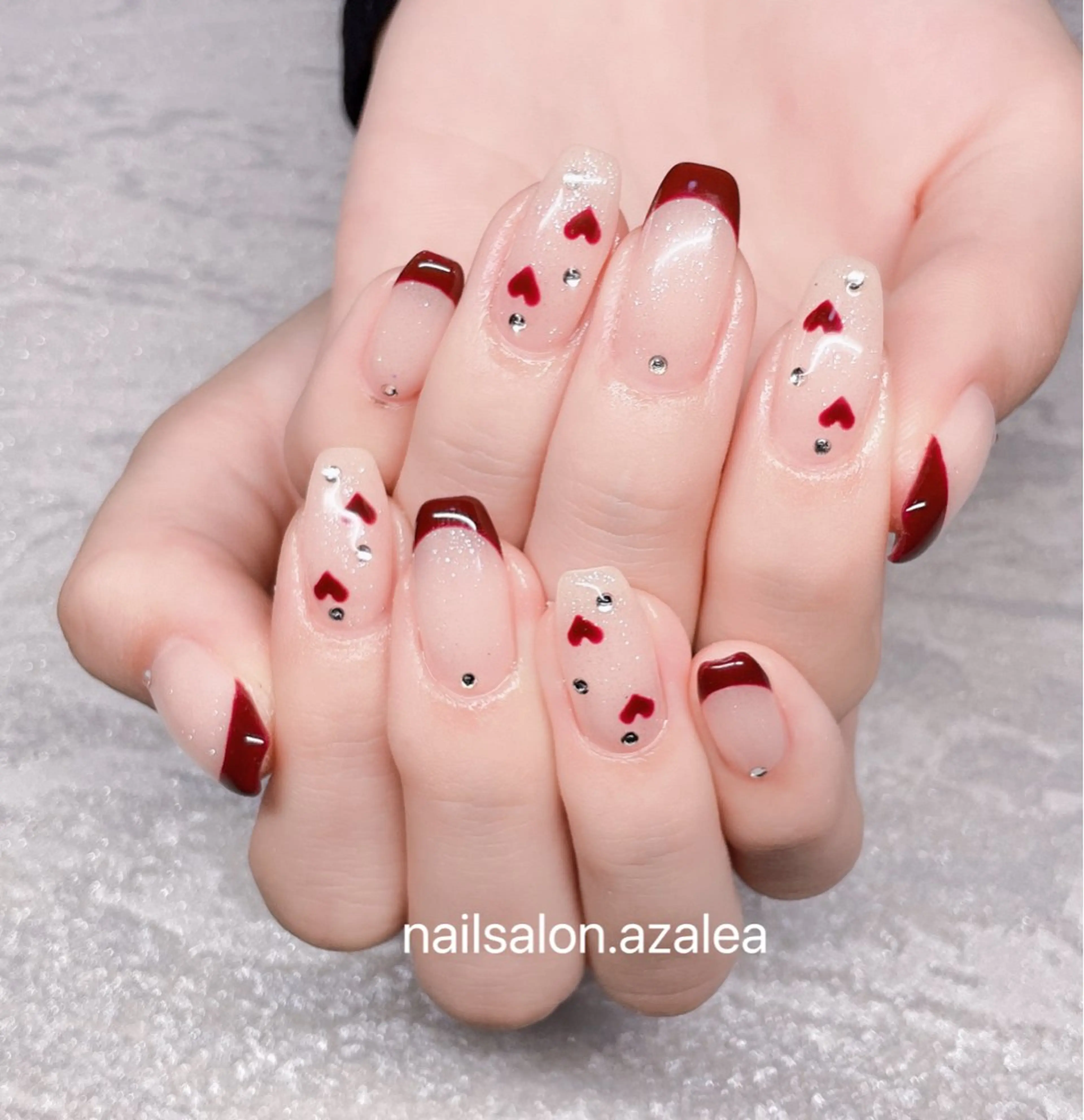 ネイル ハンドネイル R inのネイルデザイン