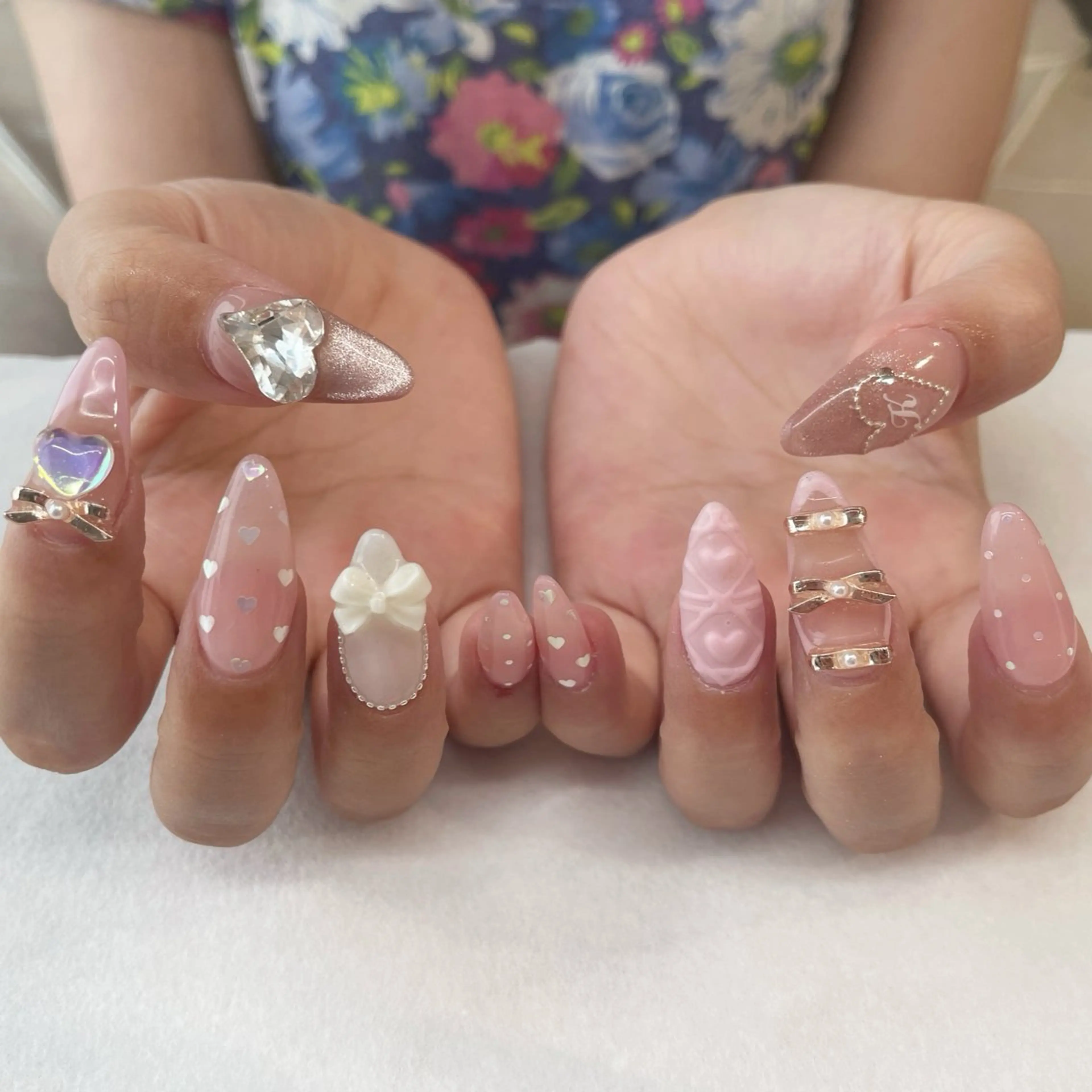 ネイル ハンドネイル 💎🐰 saki. m 🐰💎のネイルデザイン