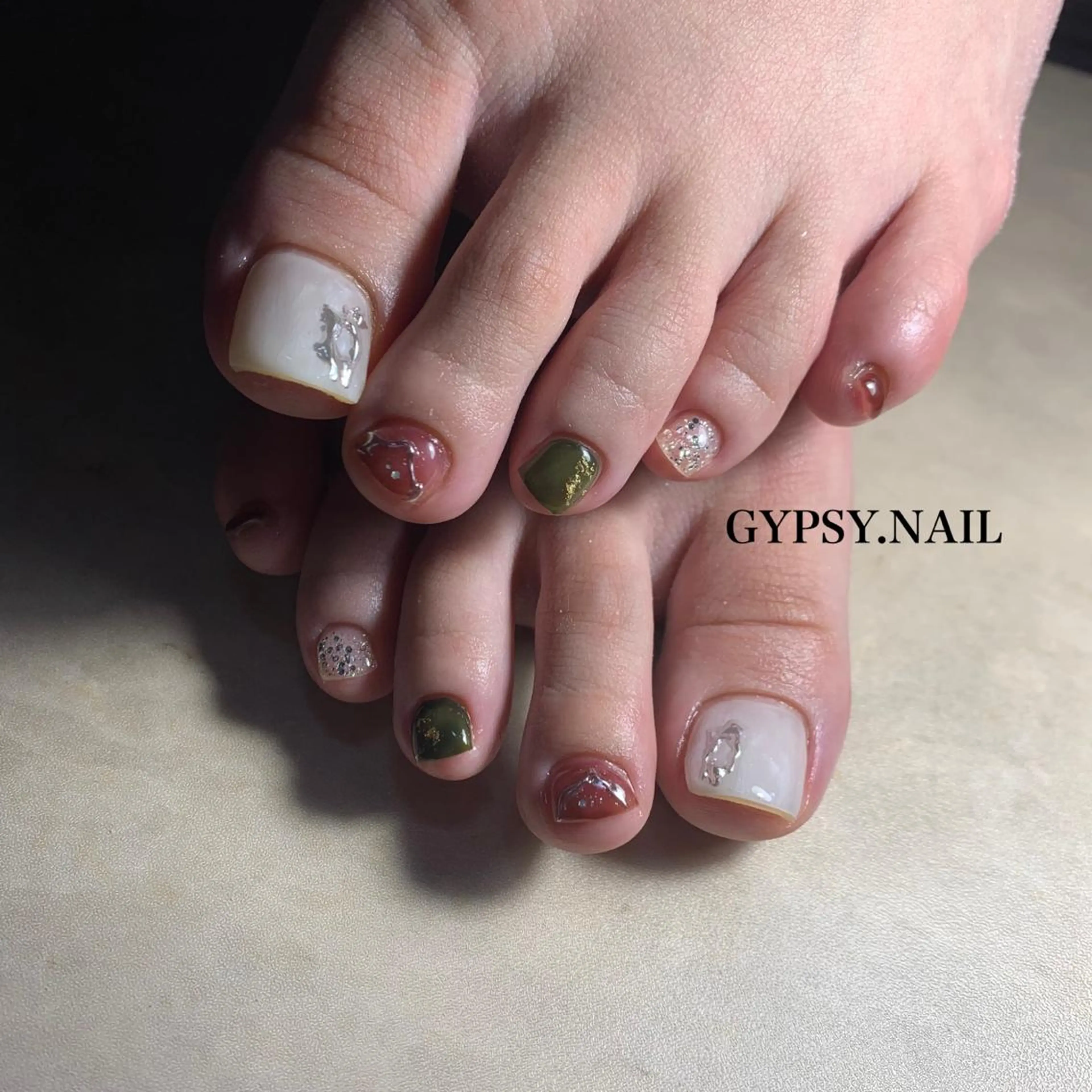 ネイル GYPSY.NAIL所属・GYPSY.NAIL akariのネイルデザイン