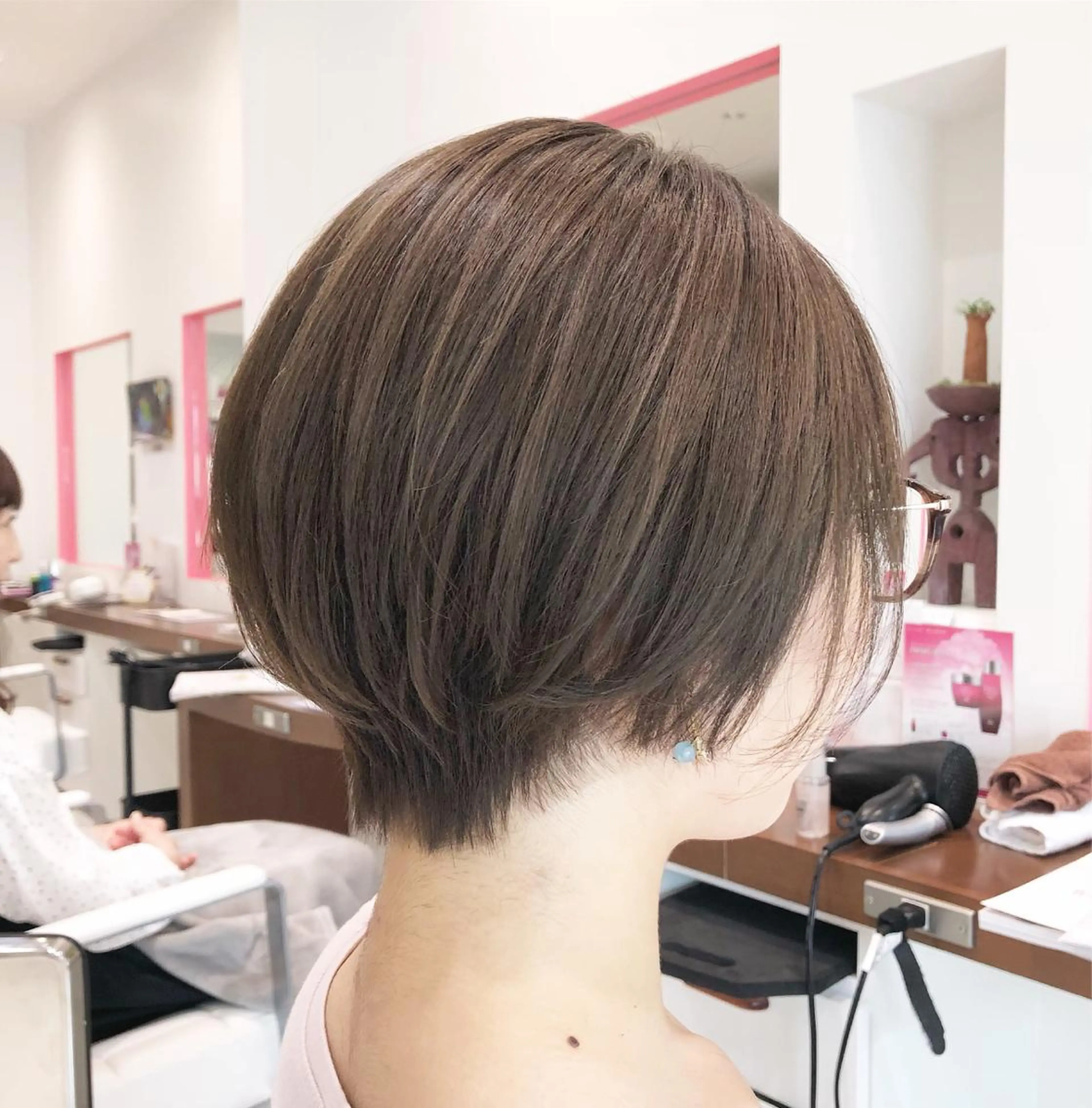 ショート アッシュ ショートヘア sano sayakaのヘアスタイル