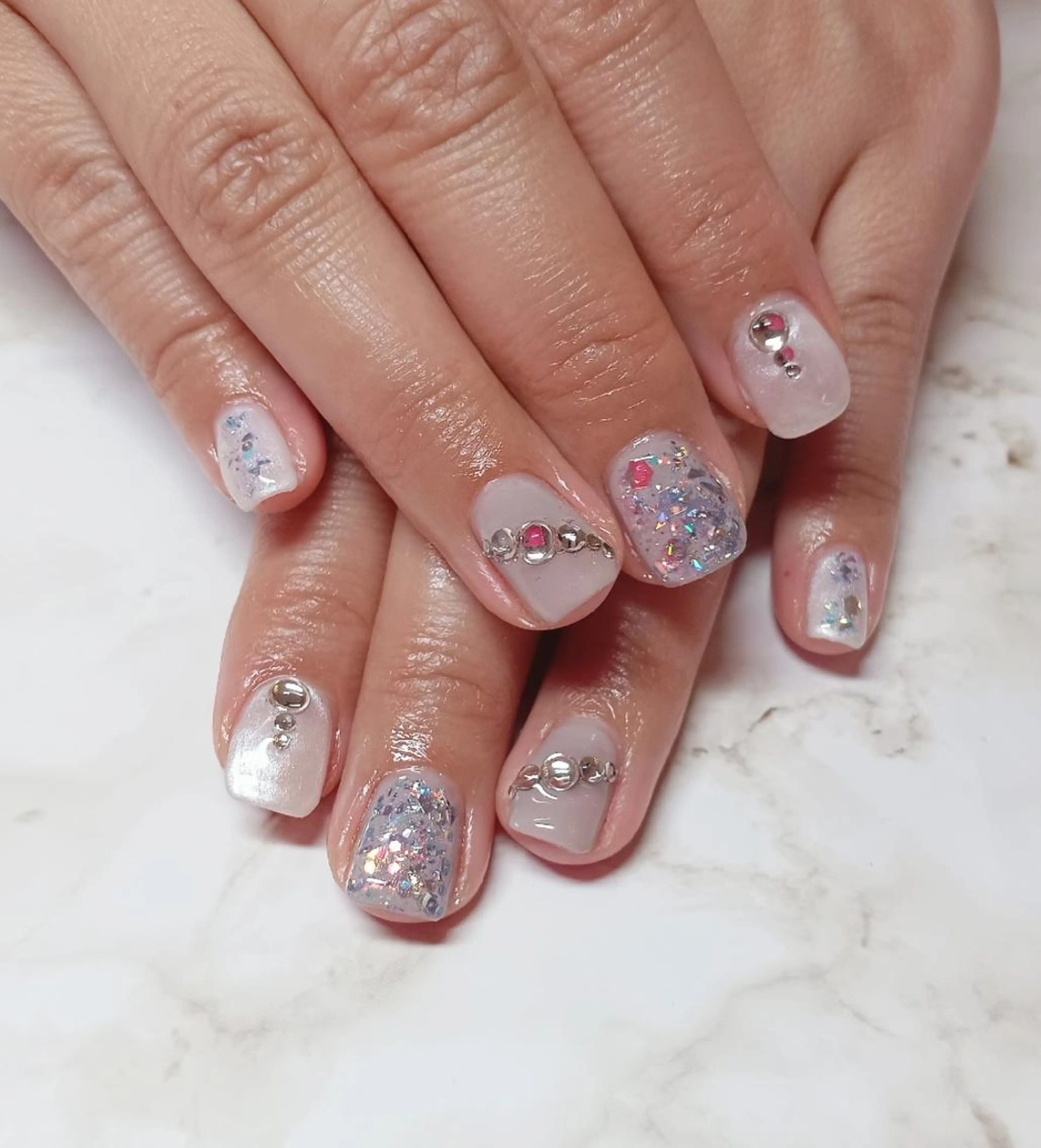 ネイル キラキラネイル 夏ネイル ハンドネイル Nail Salon macherieのネイルデザイン
