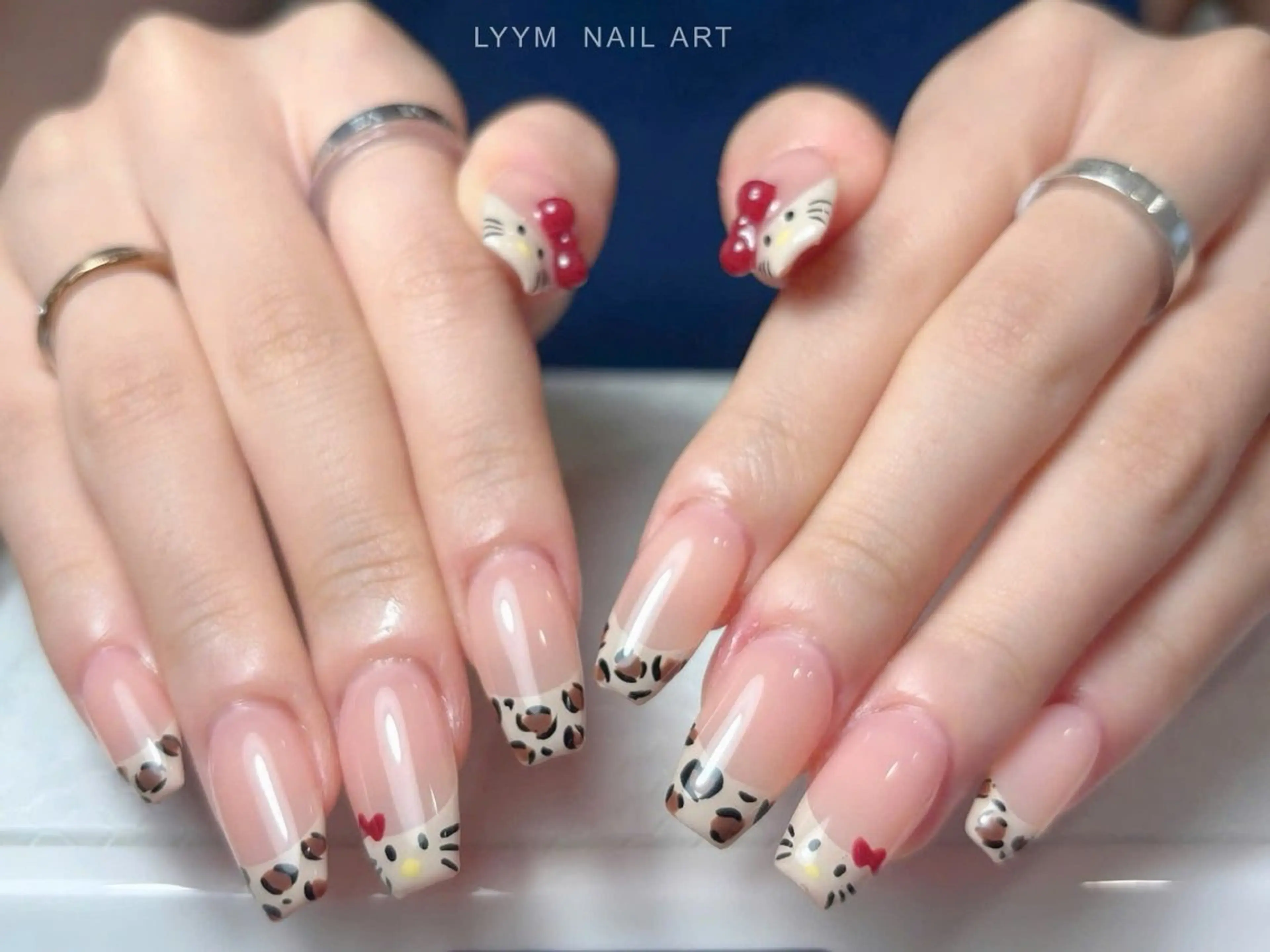 ネイル アニマル柄 フレンチネイル 韓国ネイル LYYM Nail Salonのネイルデザイン