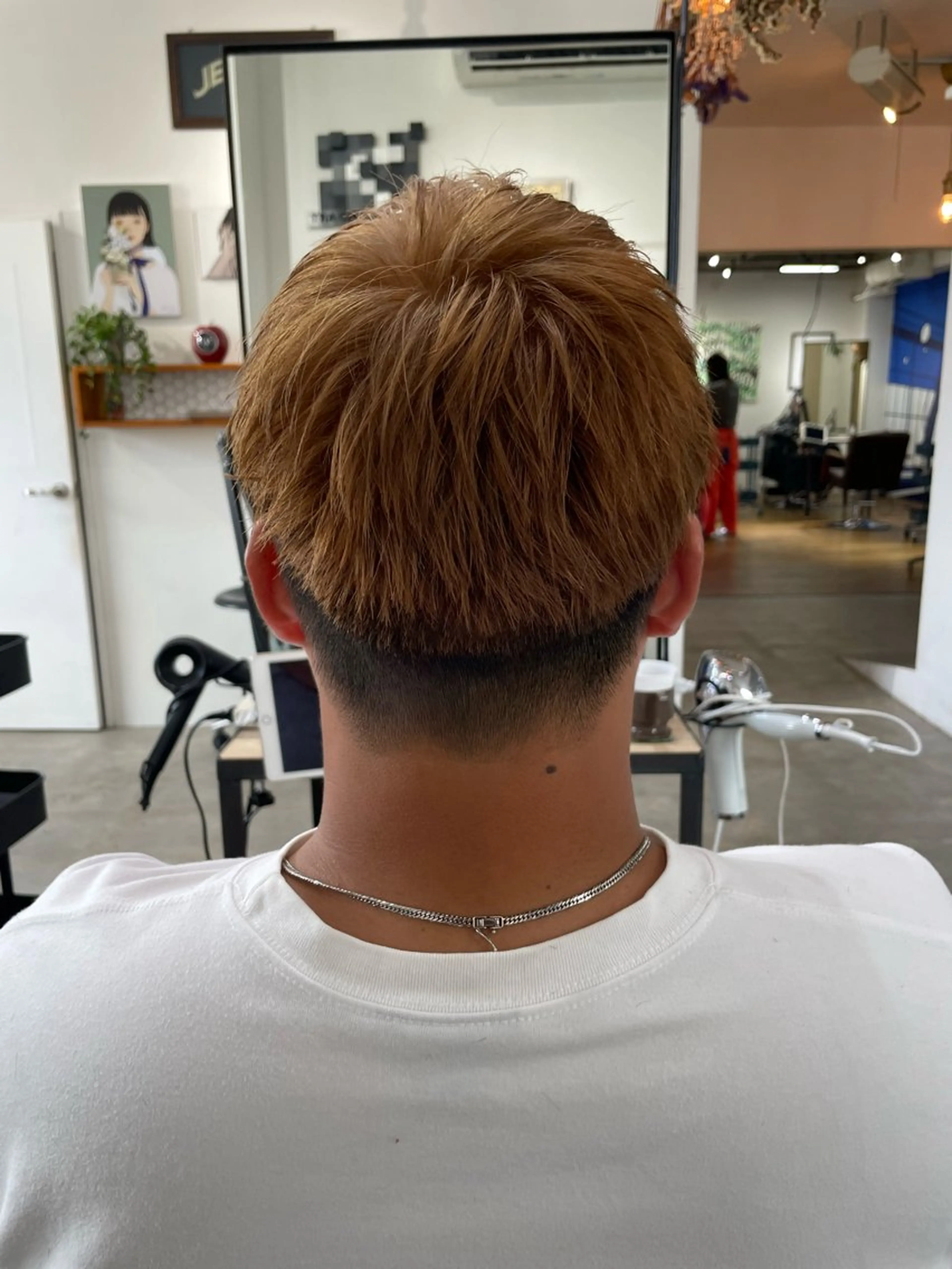 ショート カラー メンズ カット ヘアカラー JERICHO HAIR所属・河野 由佳の眉毛・アイブロウイメージ