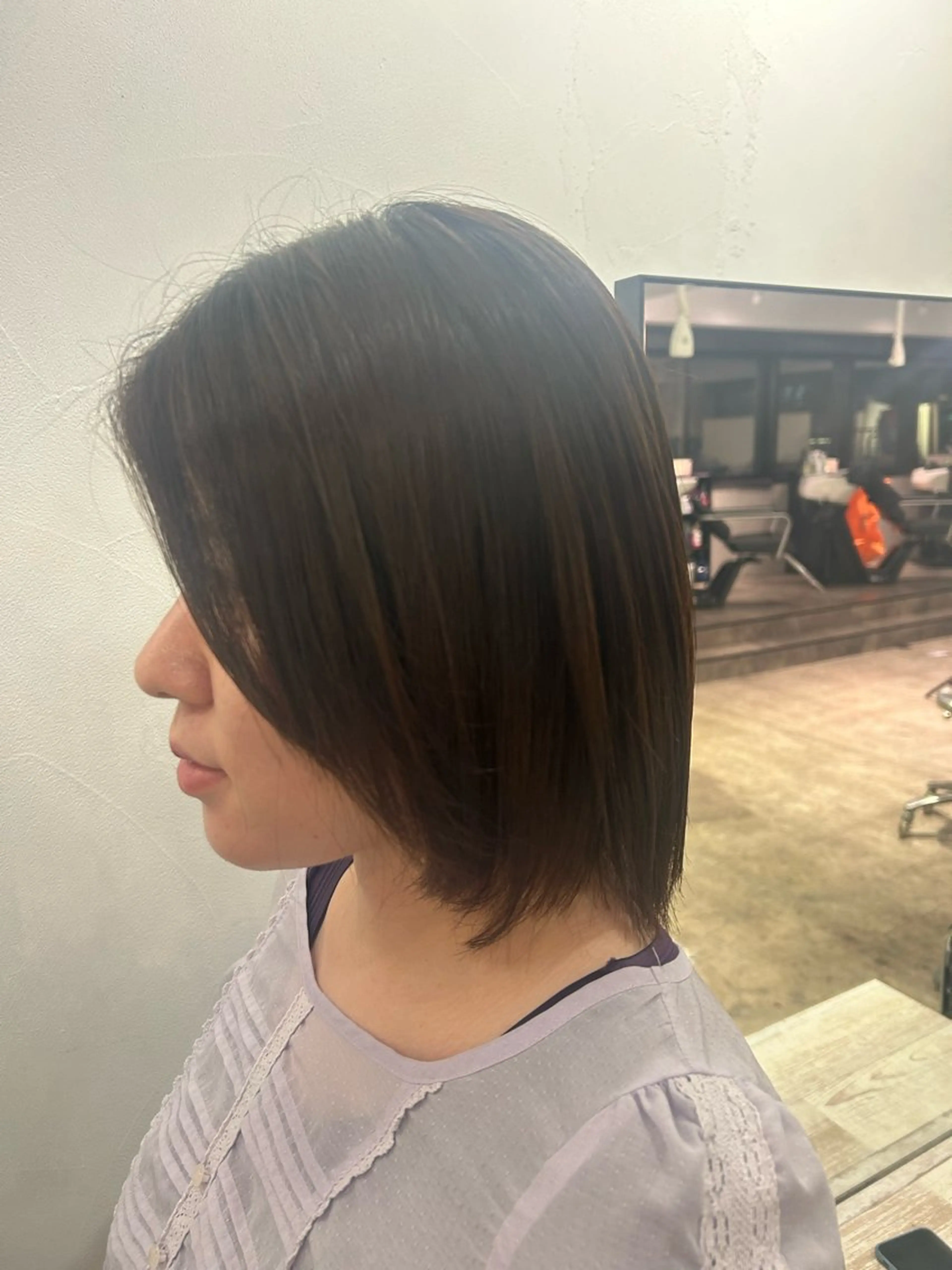 ミディアム カラー IT by ALBUMあいりのヘアスタイル