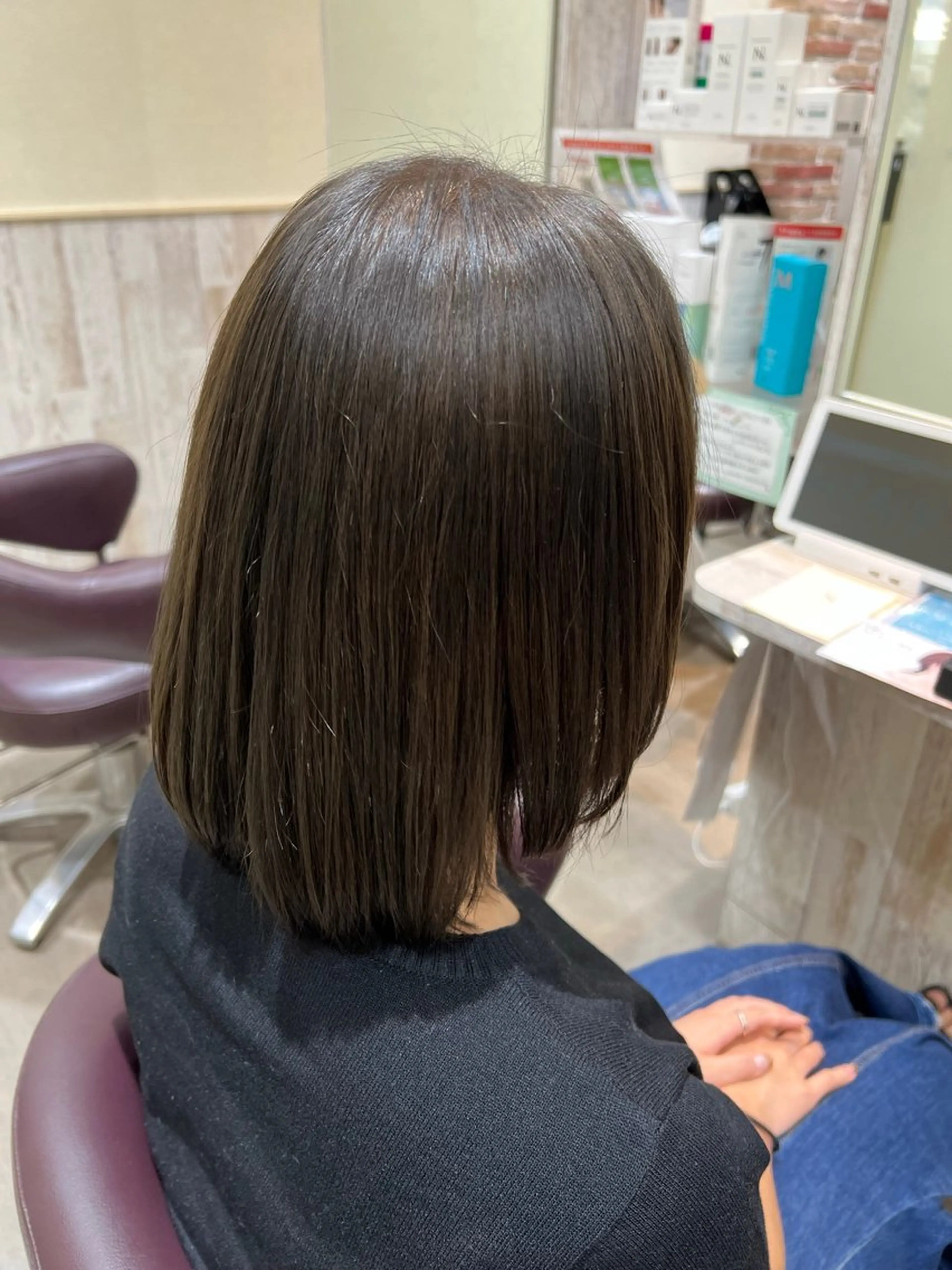 ミディアム ボブ 髪質改善 カット ヘアカラー トリートメント 髪質改善/縮毛矯正/ 艶髪/春山良太のヘアスタイル