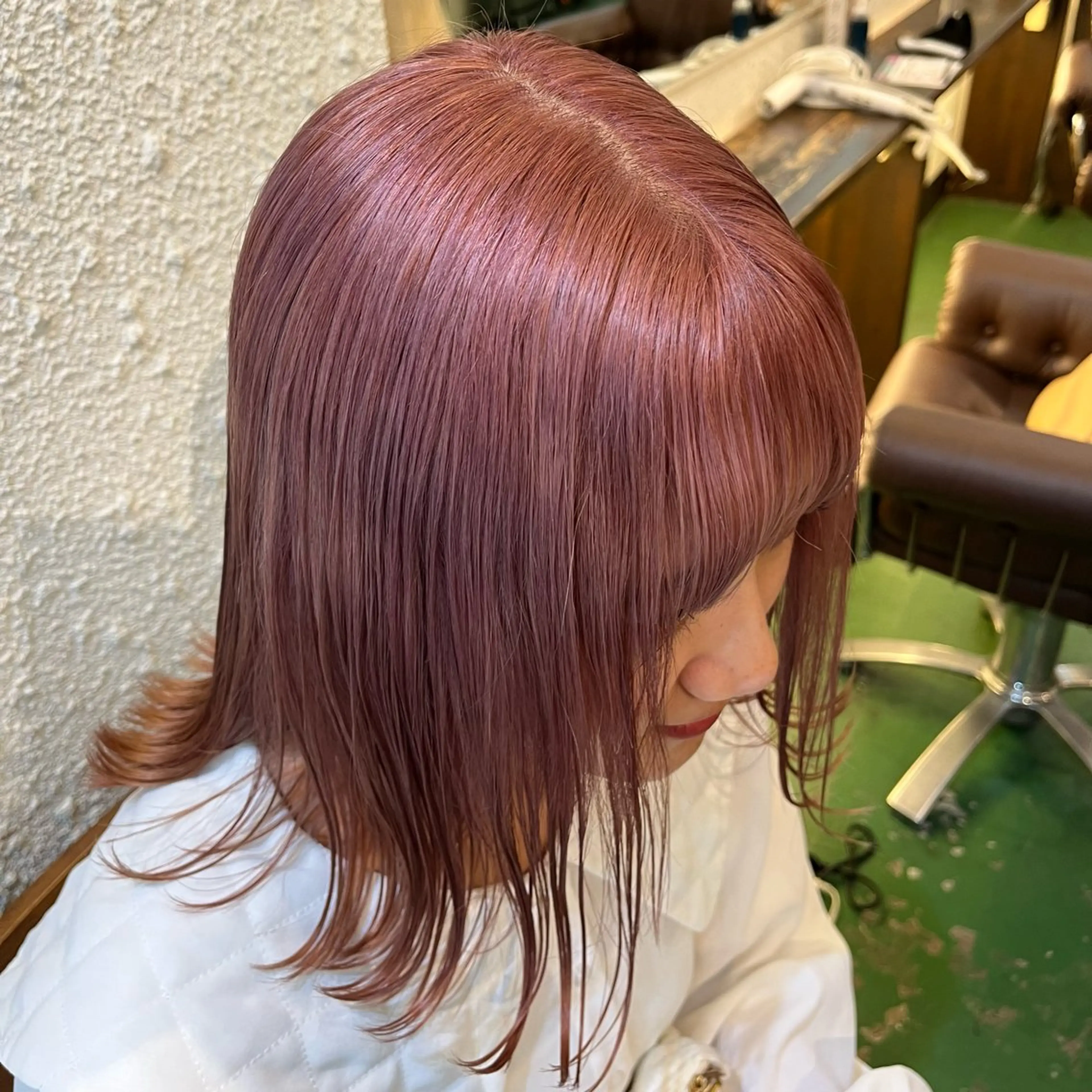 ミディアム カラー GO TODAY SHAiRE SALON 原宿本店所属・ブリーチ/レイヤー ハッシュカット/河内のヘアスタイル