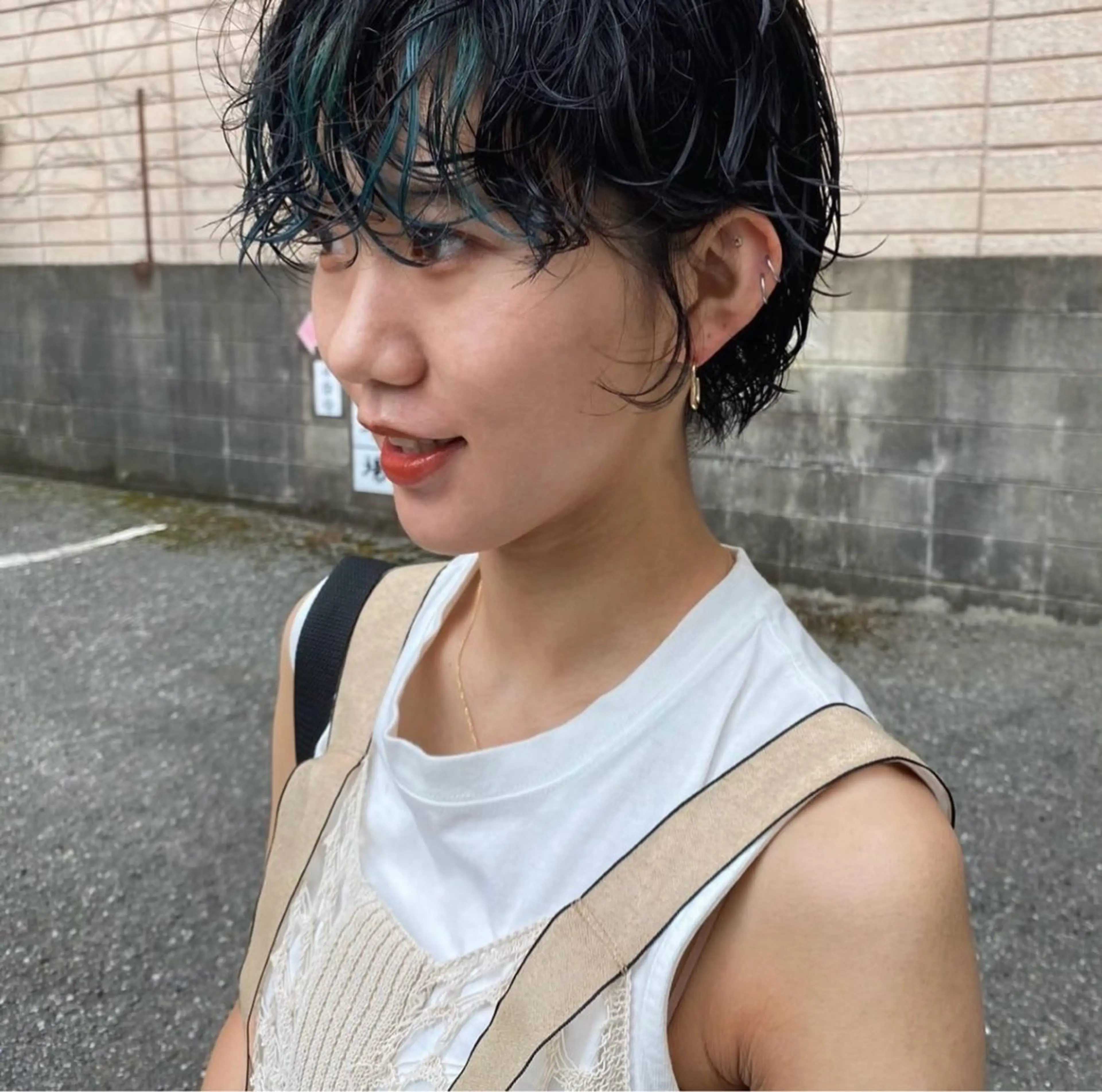 【外国人風】グラデーションカラー＋DEEPLAYERトリートメント （ブリーチなし）+ 3700円カット追加可能の写真