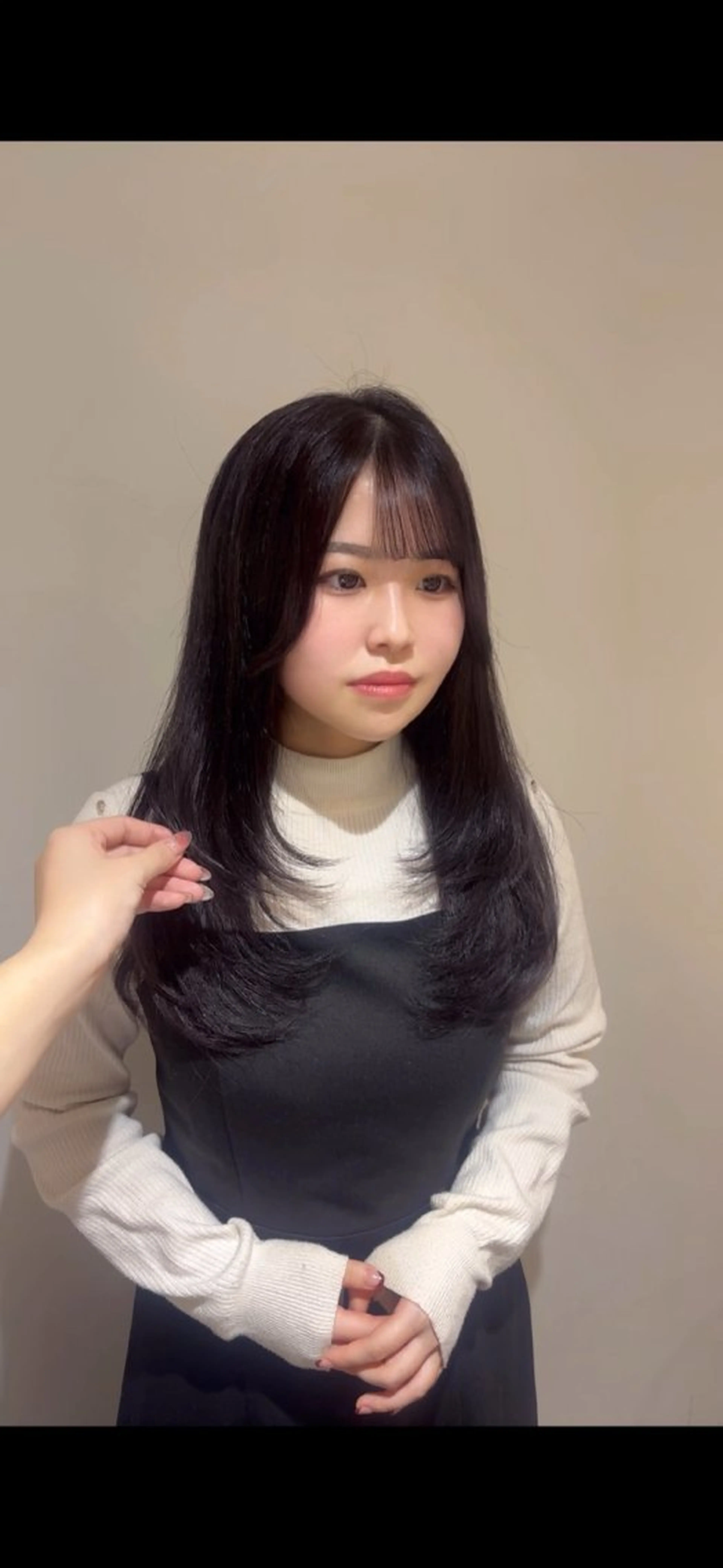 セミロング カット ヘアカラー トリートメント 美髪✨艶髪✨髪質改善 カラー特化❣️二宮遥のヘアスタイル