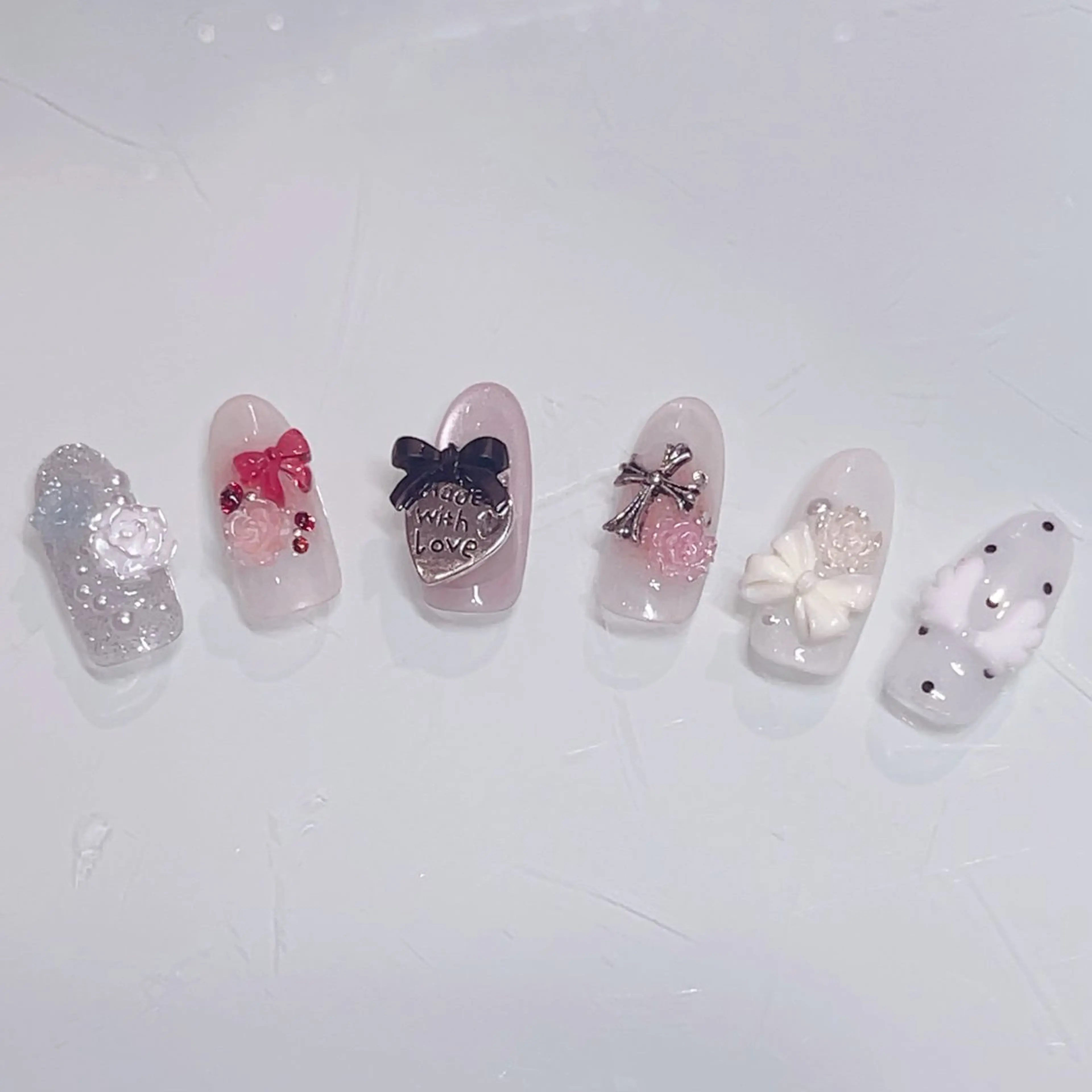ネイル ハンドネイル KOKONA 🎀のネイルデザイン