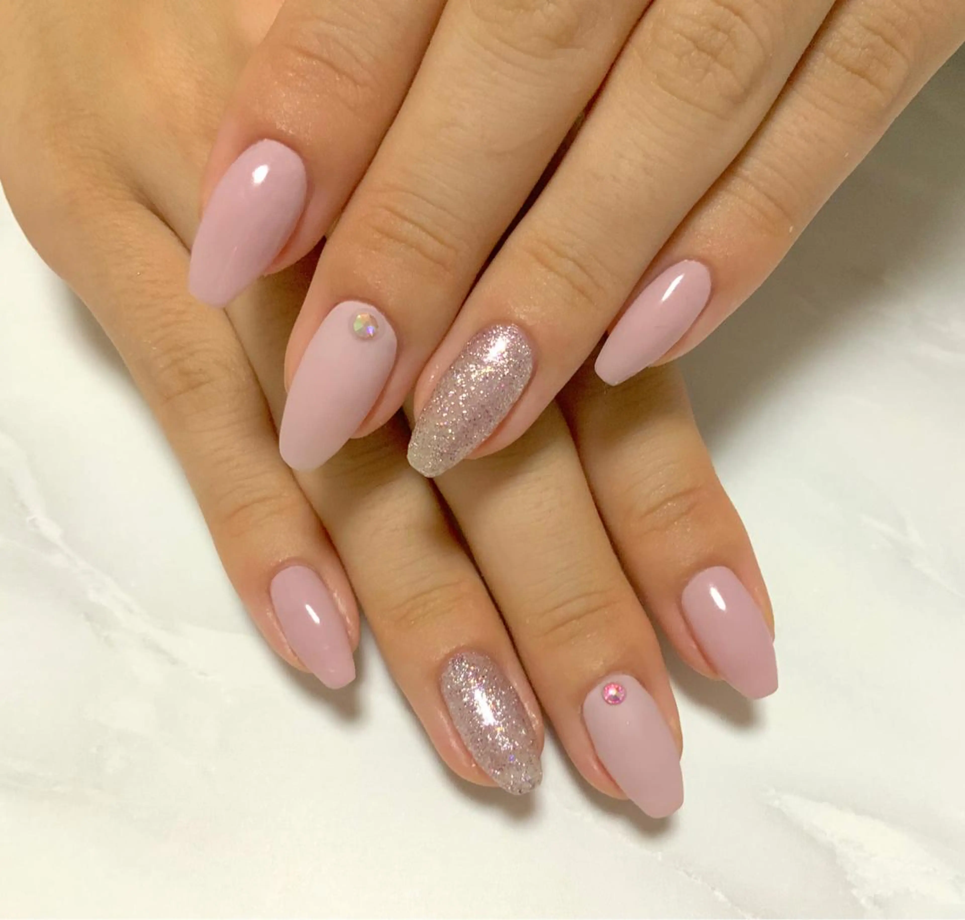 ネイル ハンドネイル STELLA LILYのネイルデザイン