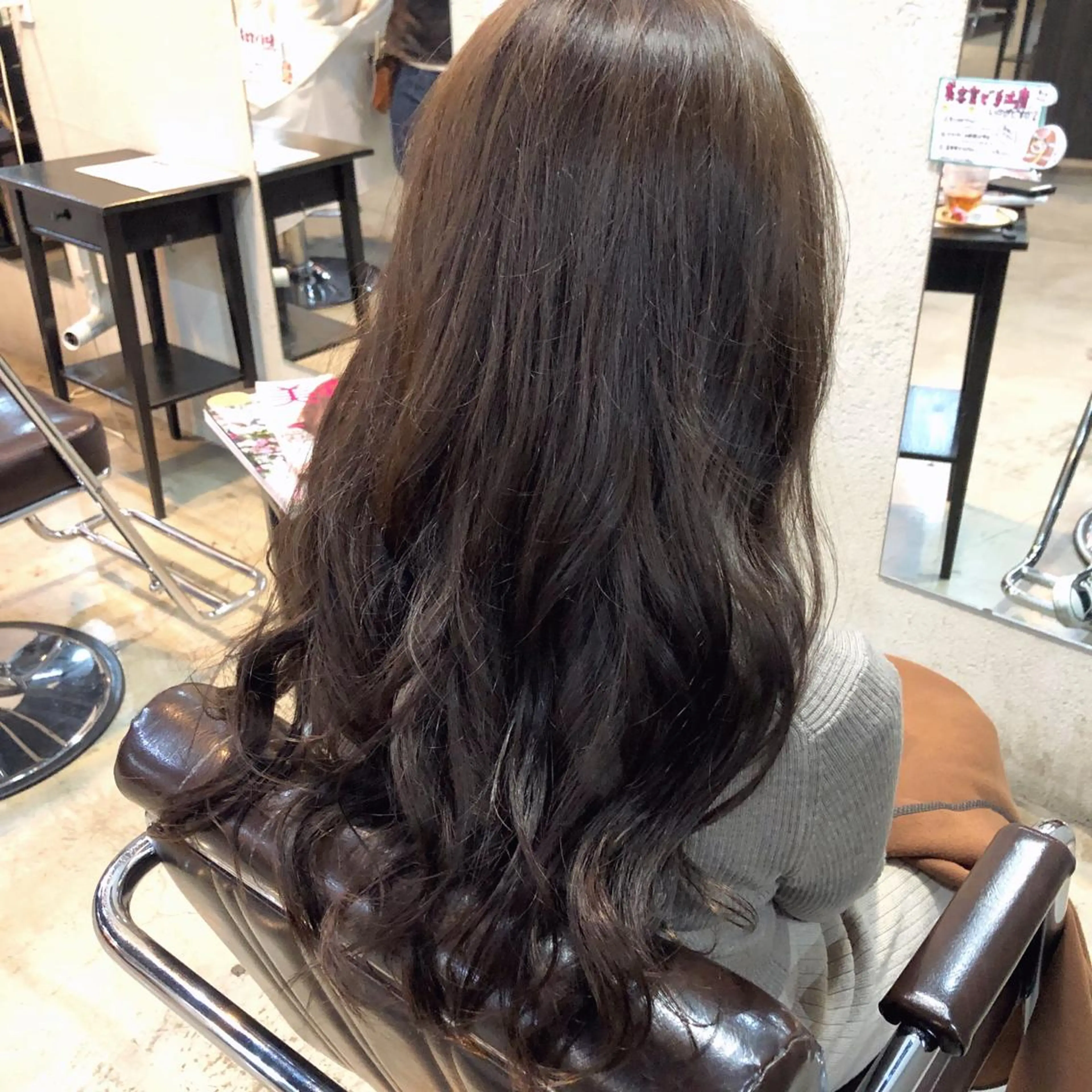 カラー アッシュ ラベンダーカラー ラベンダーアッシュ 後藤 陽花子のヘアスタイル