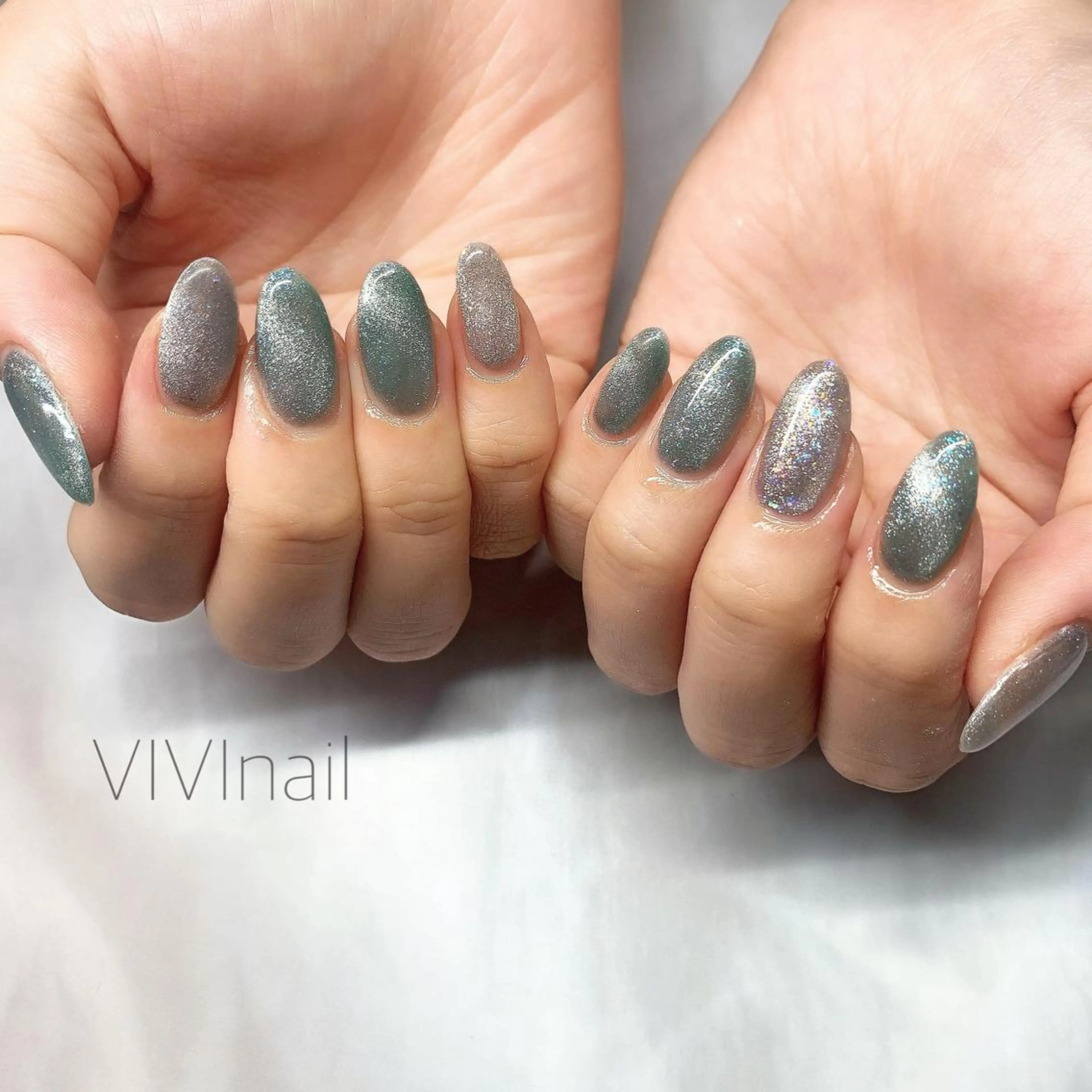 ネイル マグネットネイル ハンドネイル vivi nailのネイルデザイン
