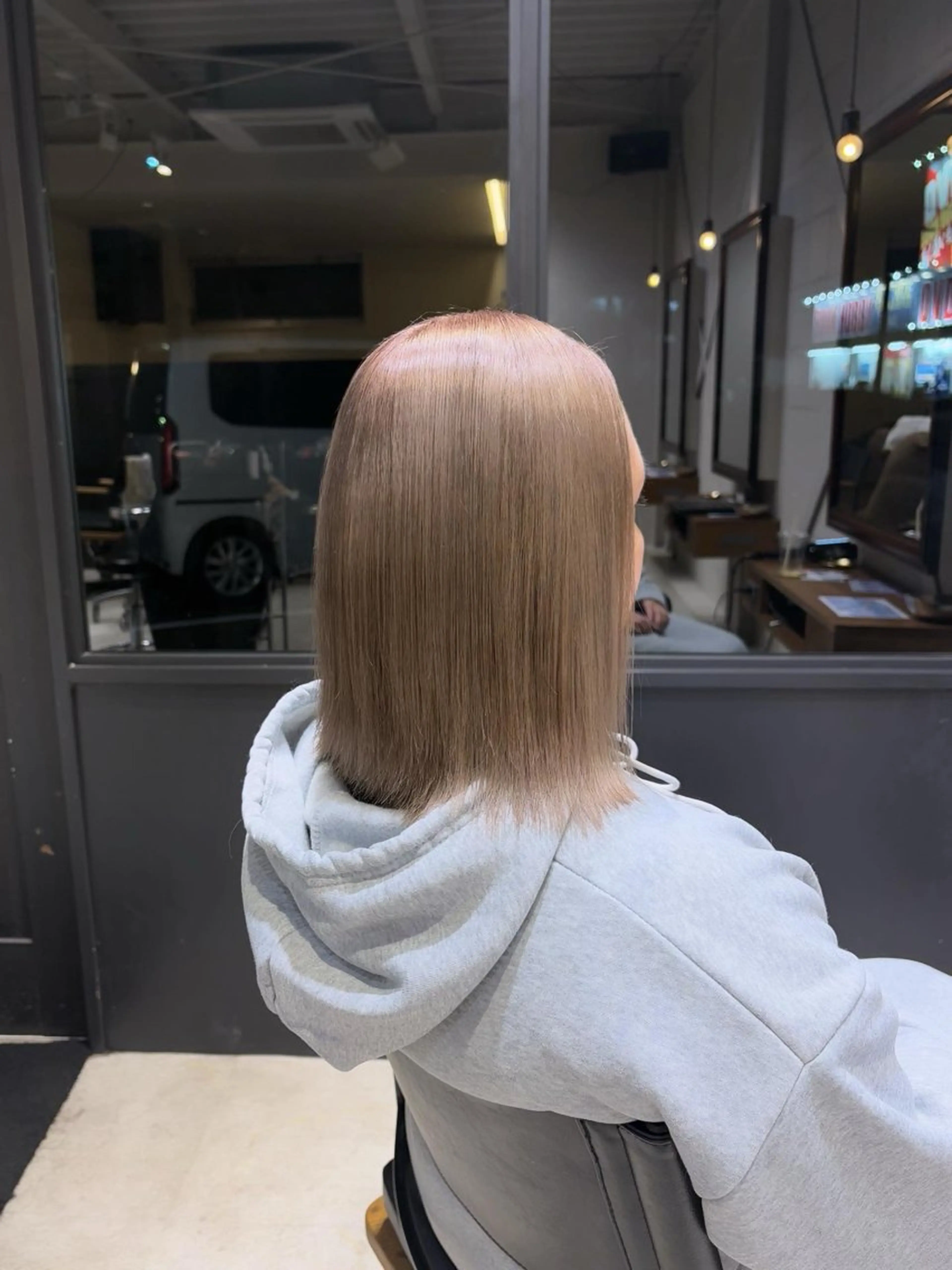 ミディアム ヘアカラー トリートメント エデル所属・⠀ hinaのヘアスタイル