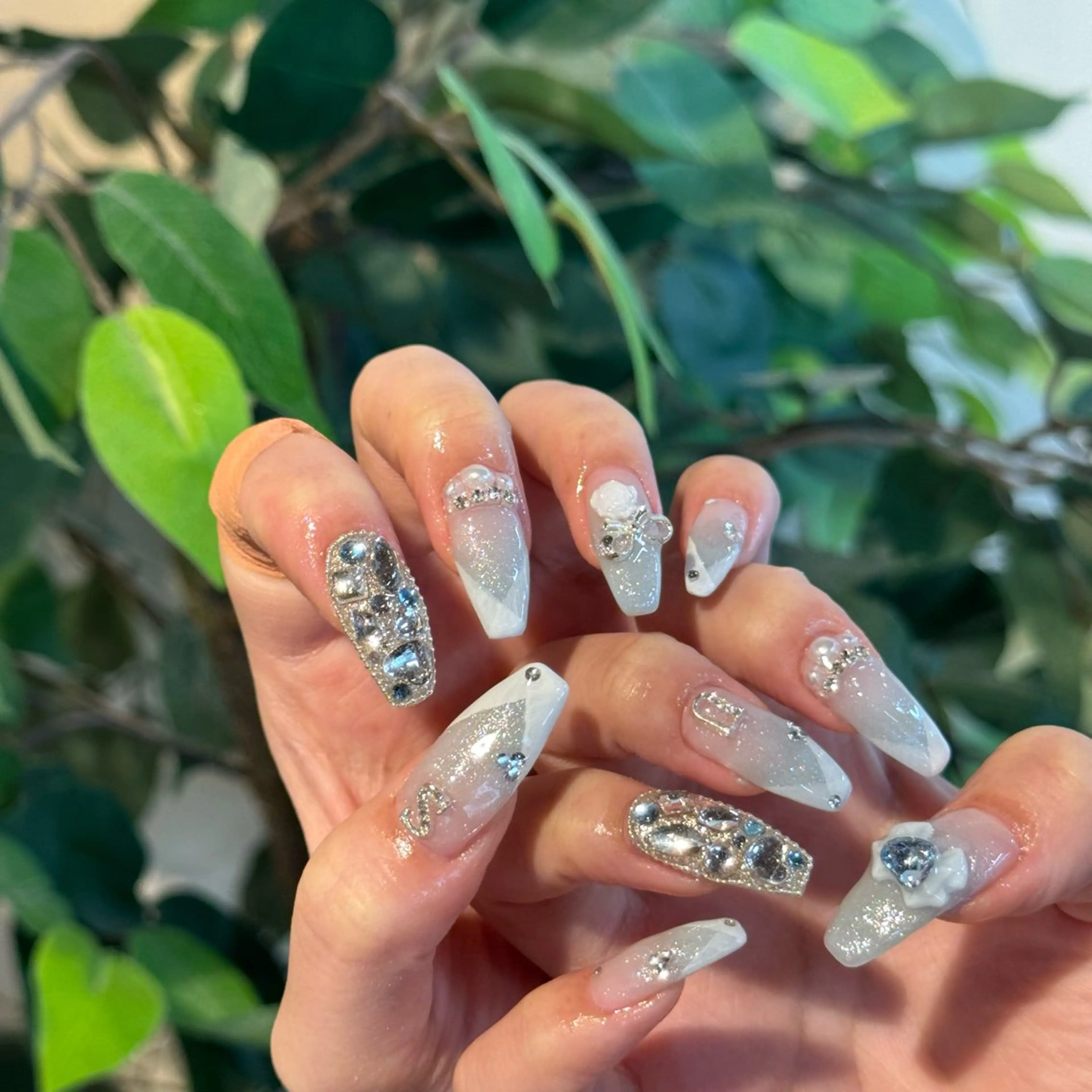 ネイル ハンドネイル 🌿BLITZ 🦋笠原雪音🦋のネイルデザイン