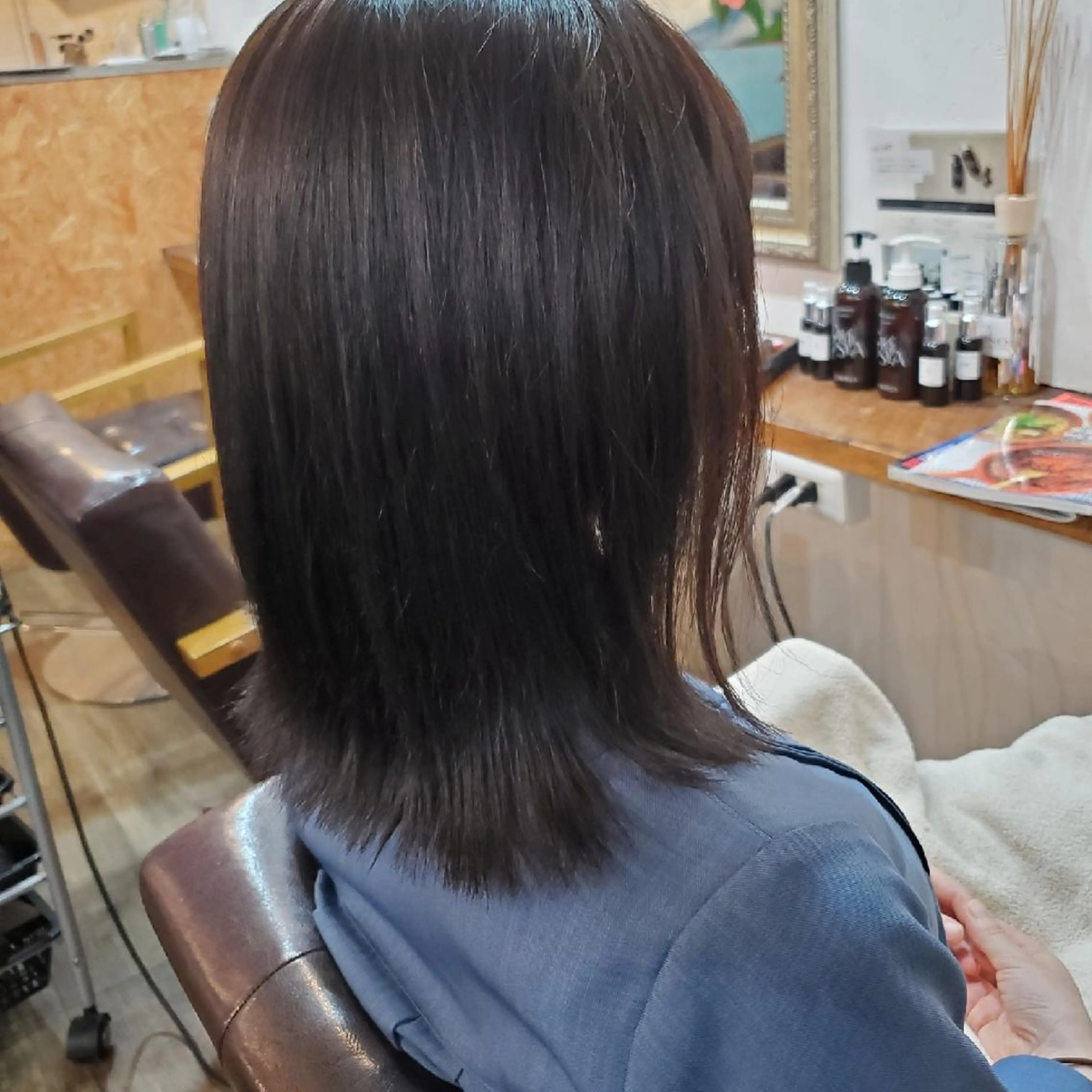 ミディアム カラー カット ヘアカラー トリートメント フリーランス所属・韓国ヘア レイヤー くびれヘアMATSUのヘアスタイル