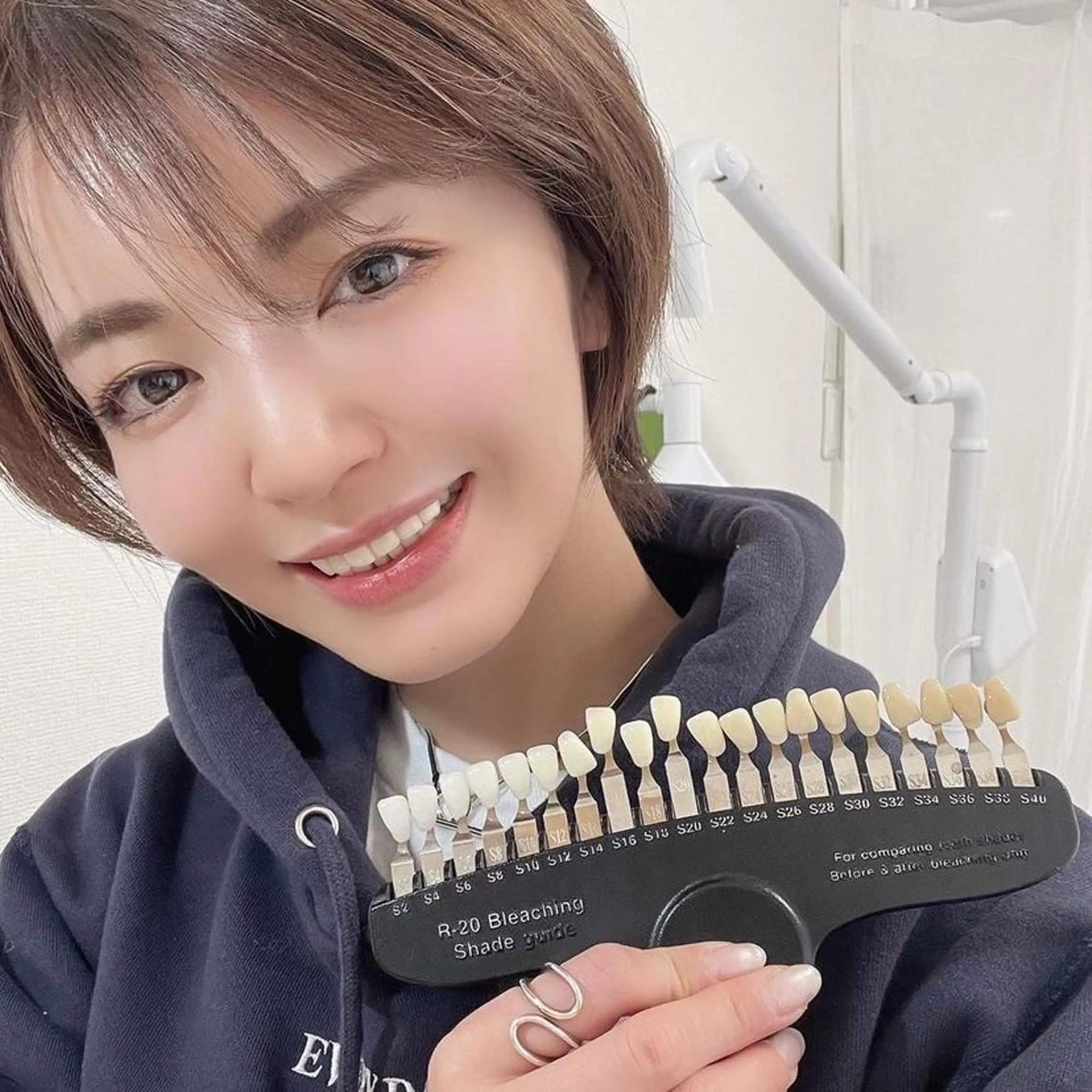 カラー メンズ マツエク・マツパ キッズ アイブロウ パーマ ロング ヘアアレンジ ネイル ホワイト その他 ライトビューティー 銀座本店のエステ・リラクイメージ