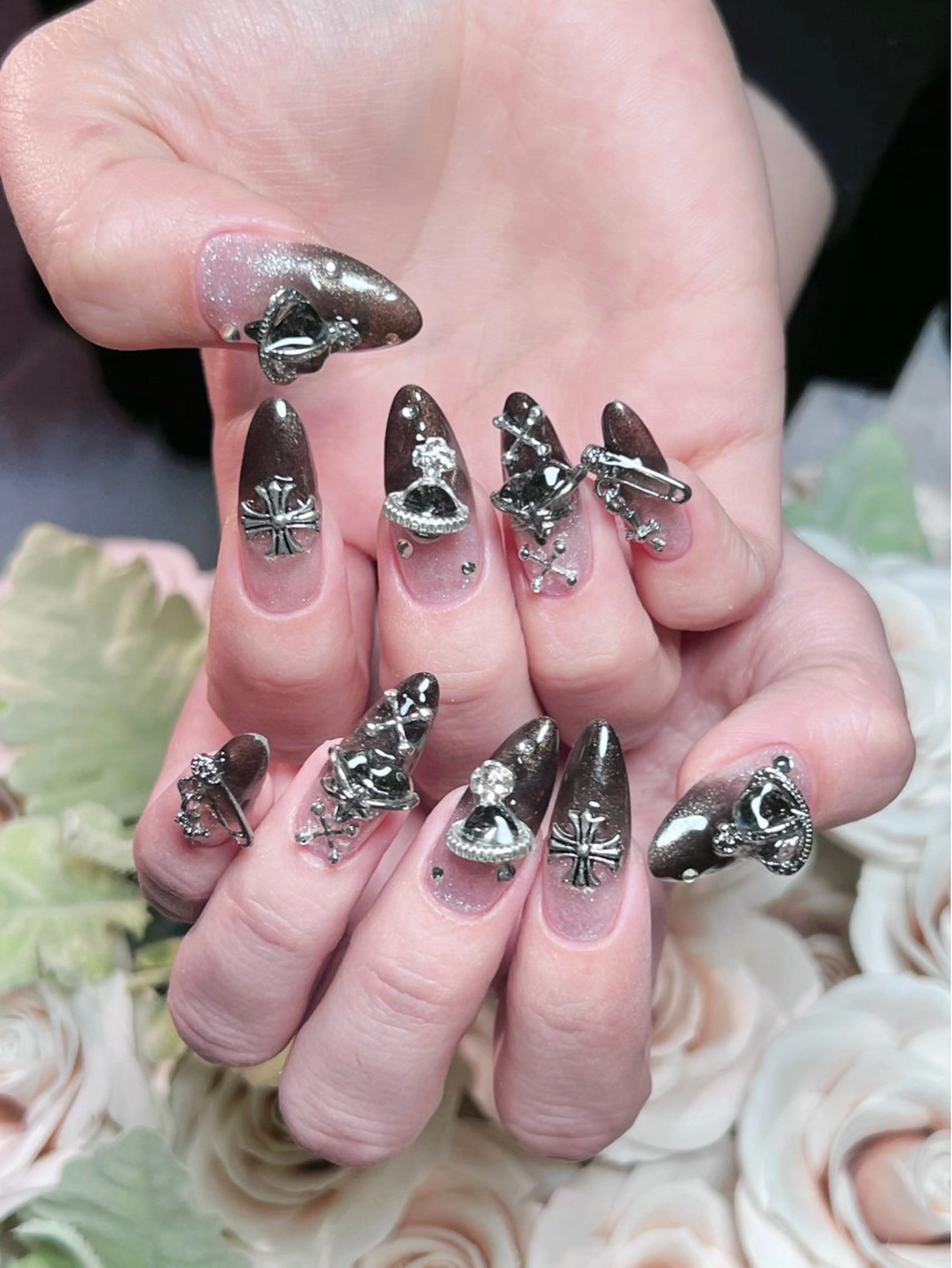 ネイル ロングネイル 持ち込み スカルプネイル 冬ネイル クリスマス ハンドネイル Painty所属・Painty nailのネイルデザイン