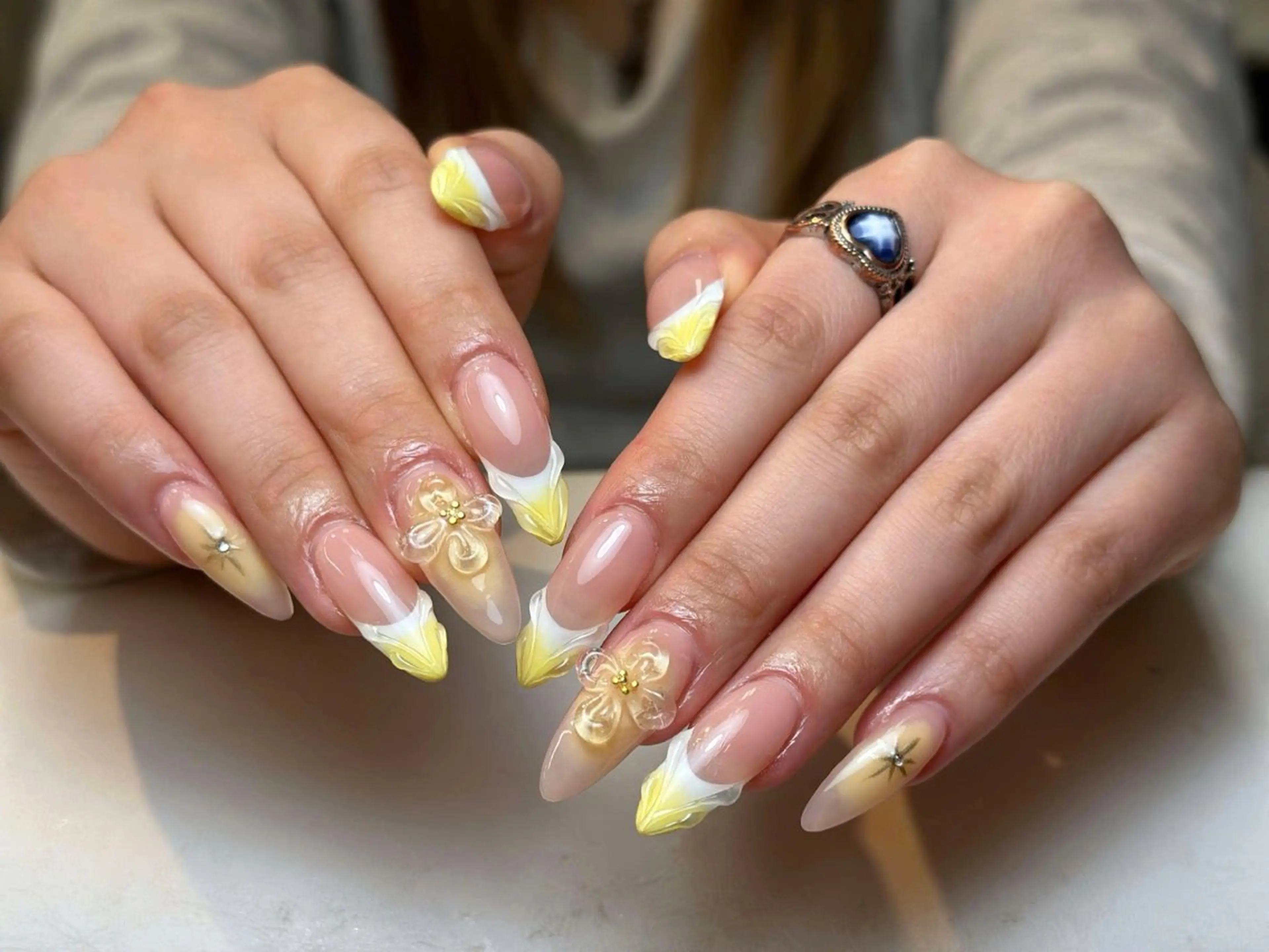 ネイル アートネイル 成人式 ジェルネイル ニュアンスネイル 夏ネイル ハンドネイル Nie Nail Shinokuboのネイルデザイン