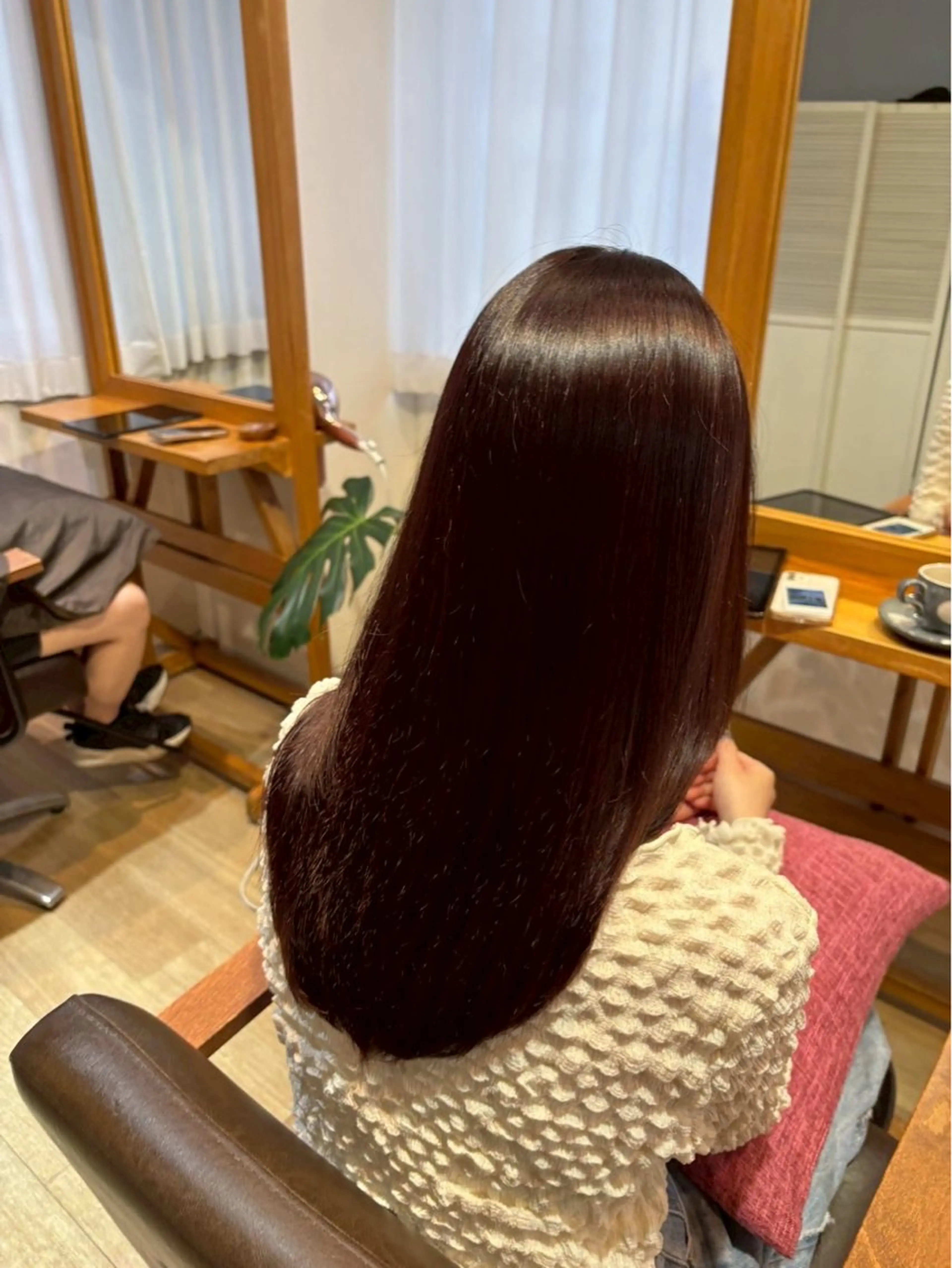 ロング カラー ブラウンカラー ピンクカラー ピンクブラウン トリートメント カット ヘアカラー トリートメント RINNO🌷艶髪/ 艶カラーのヘアスタイル