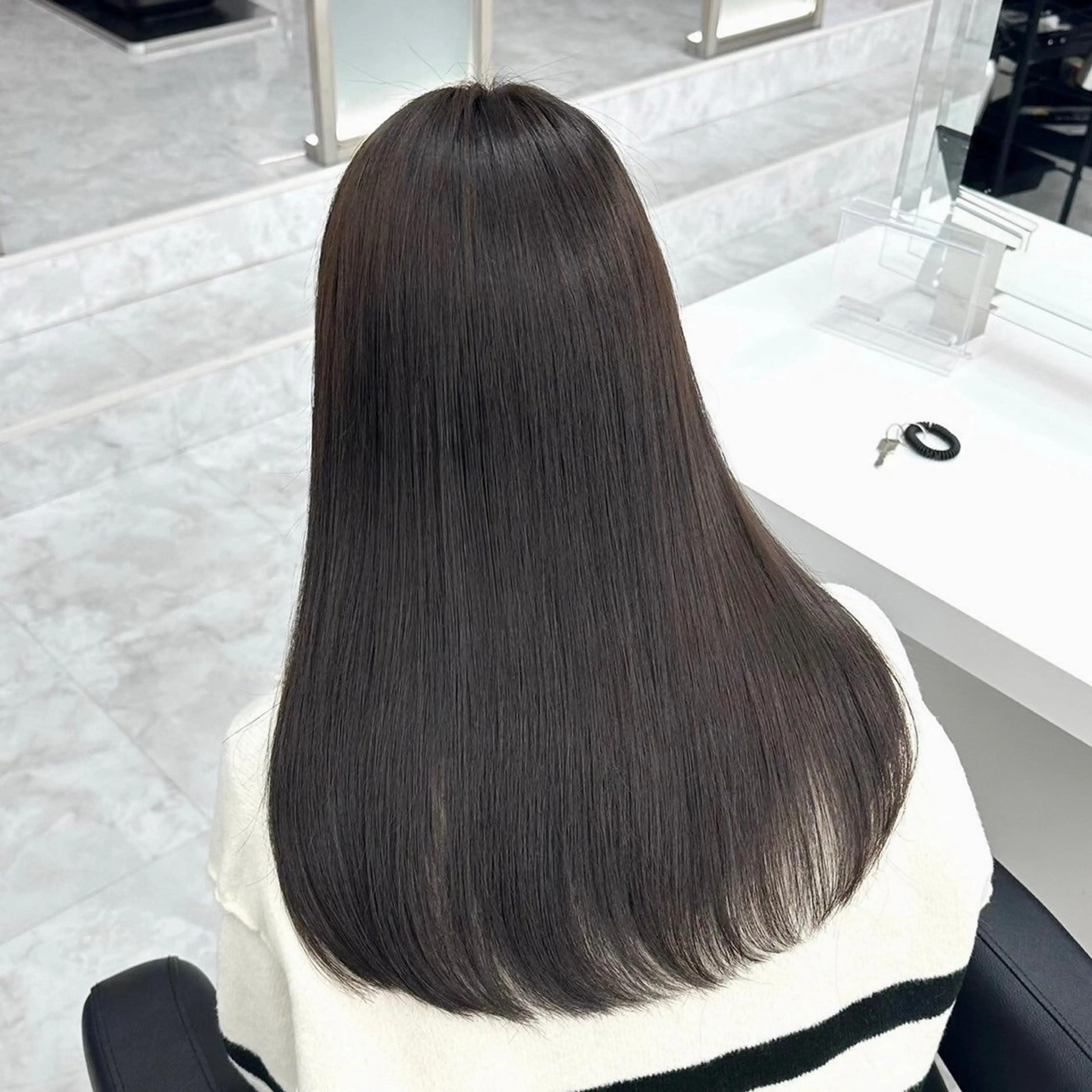 セミロング カラー 愛されガーリーヘア 🏹maika🪽のヘアスタイル
