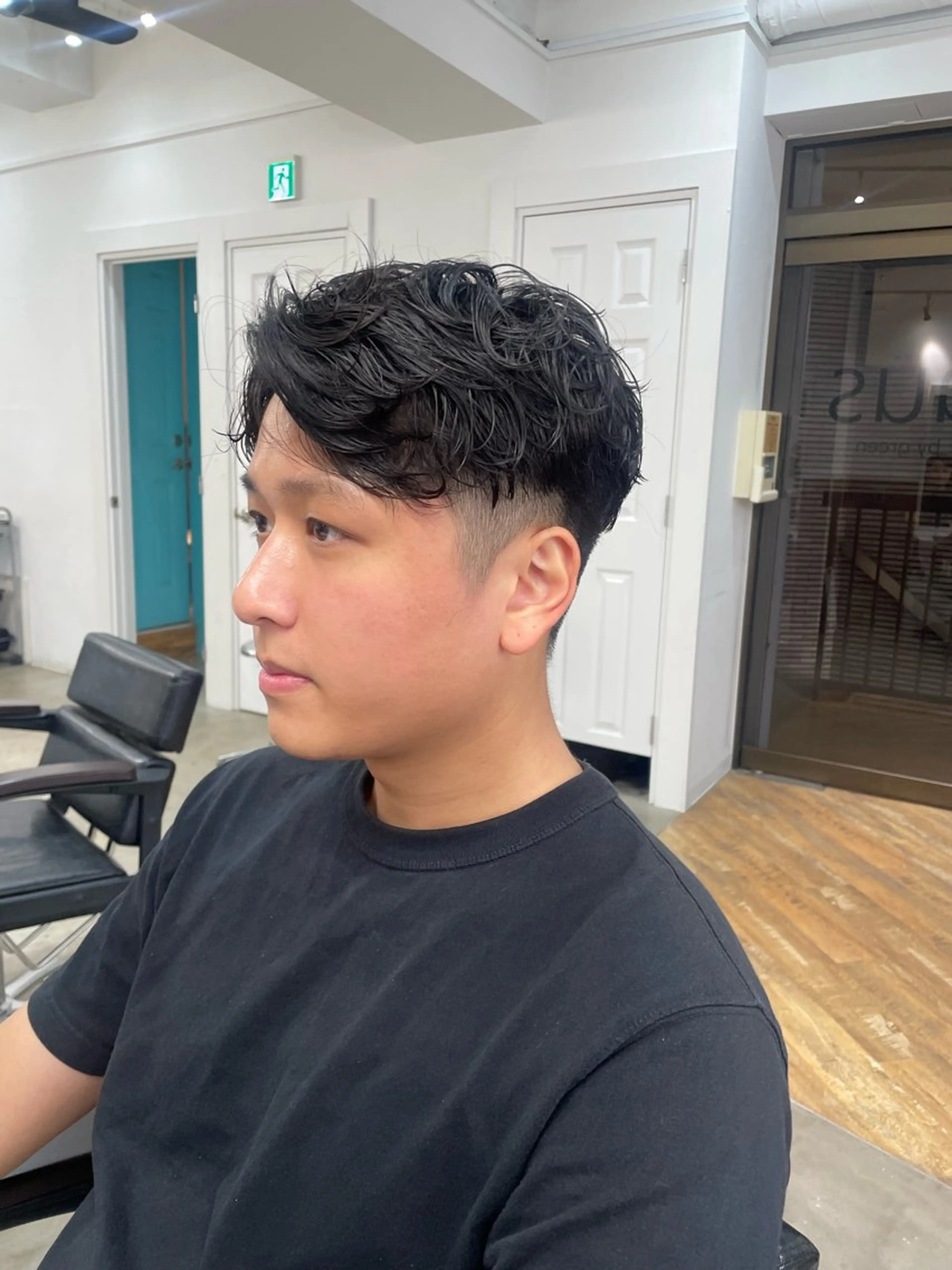 パーマ メンズ RIN／韓国ヘア レイヤーカットのヘアスタイル