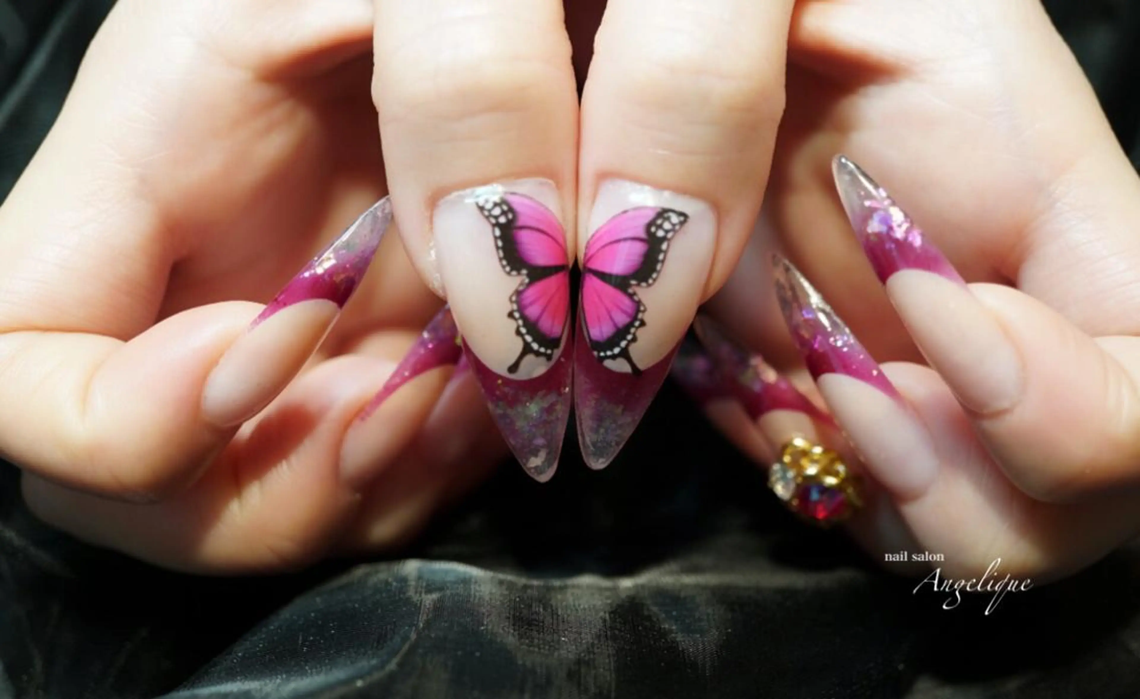 ネイル ホログラムネイル Angelique所属・Nail salon Angeliqueのネイルデザイン