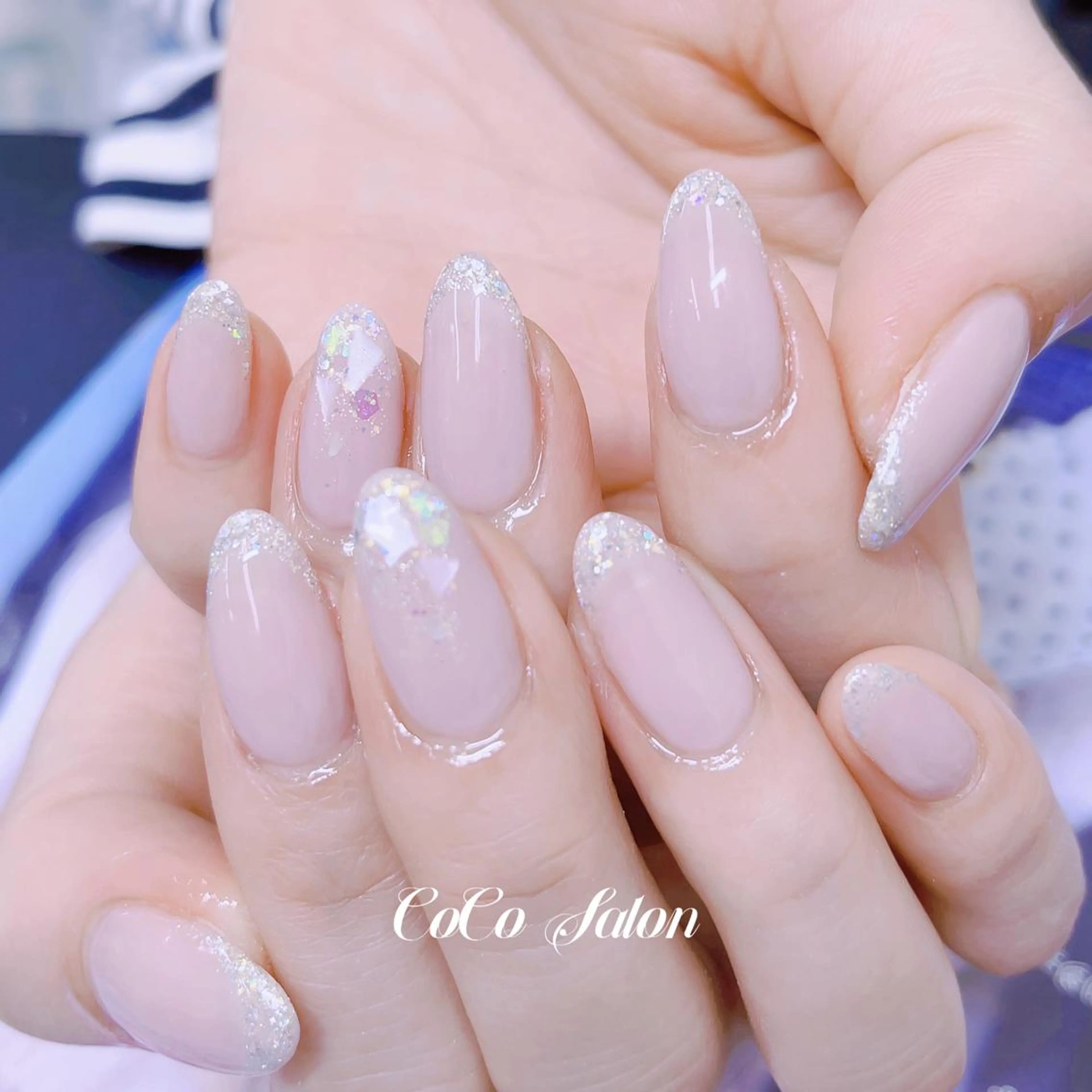 ネイル 長さ出し フレンチネイル ジェルネイル グラデーション ホログラムネイル ハンドネイル CoCoSalon ネイル/まつ毛予約のネイルデザイン