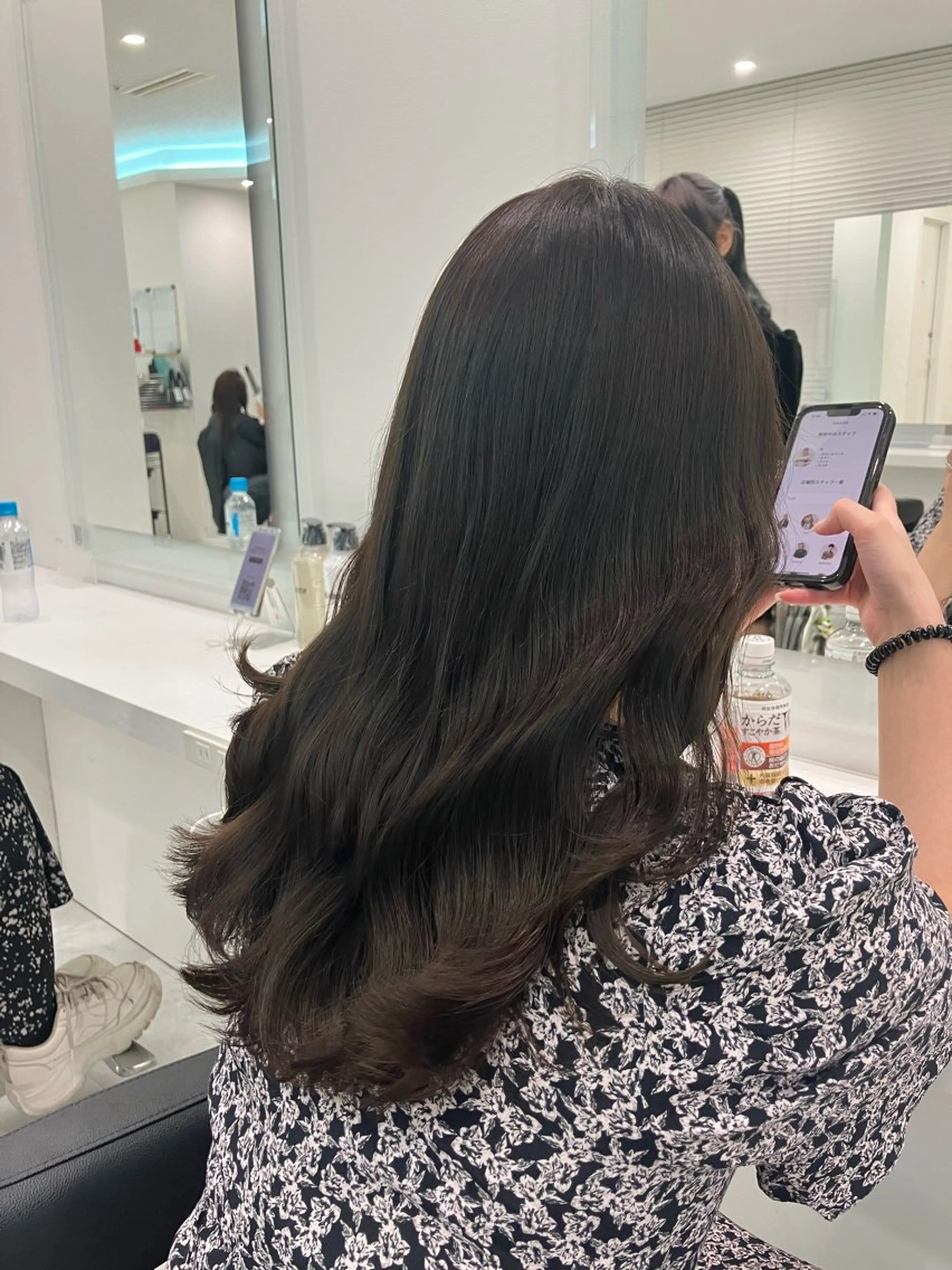 ロング カラー ヘアアレンジ 🫧透明感ラベンダー 似合わせ🫧あい🫧のヘアスタイル