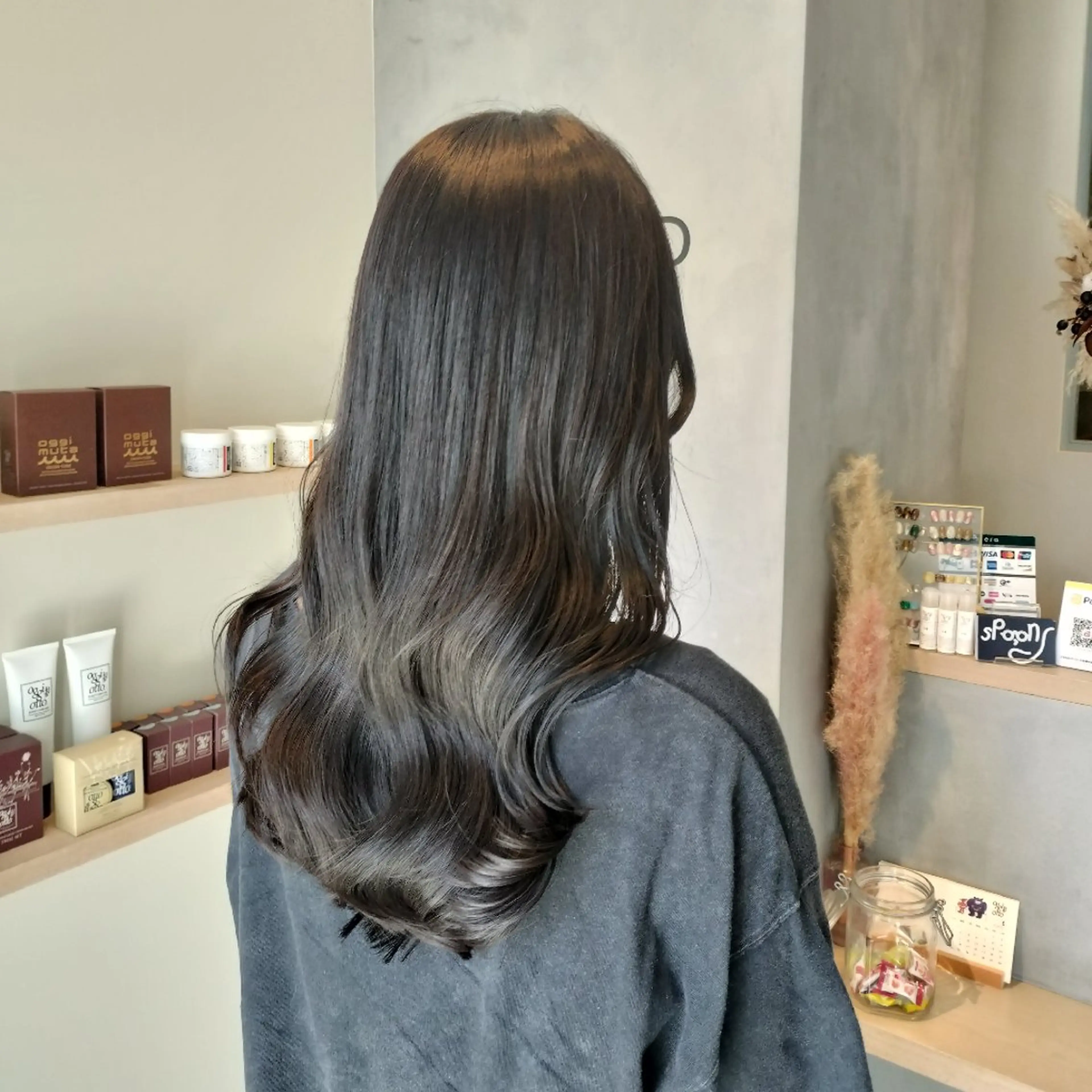 ロング カラー ヘアカラー ROCCO ひなこのヘアスタイル